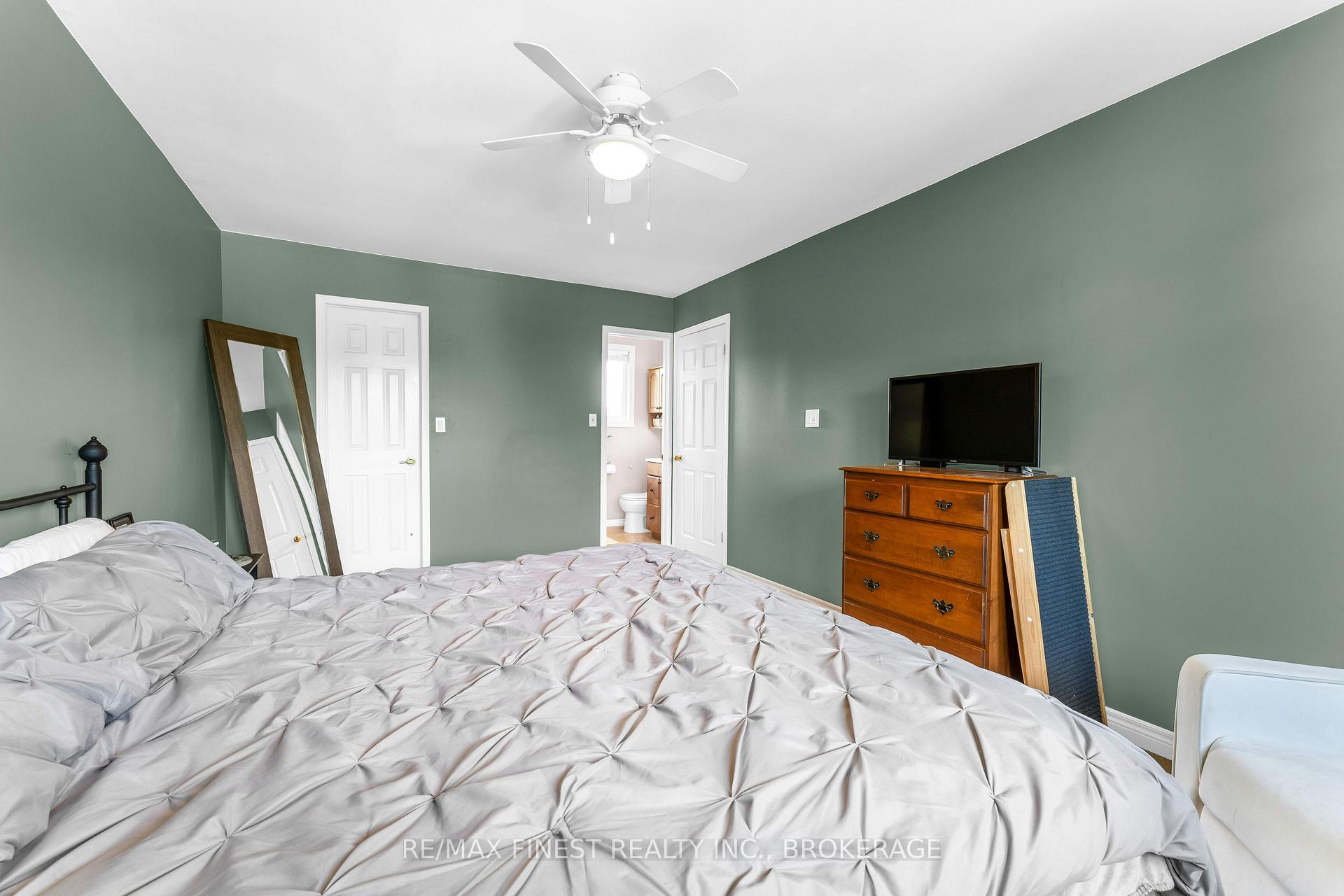 Photo 24 of 943 Newhall Drive, Kingston, North of Taylor-Kidd Blvd — HOMEH