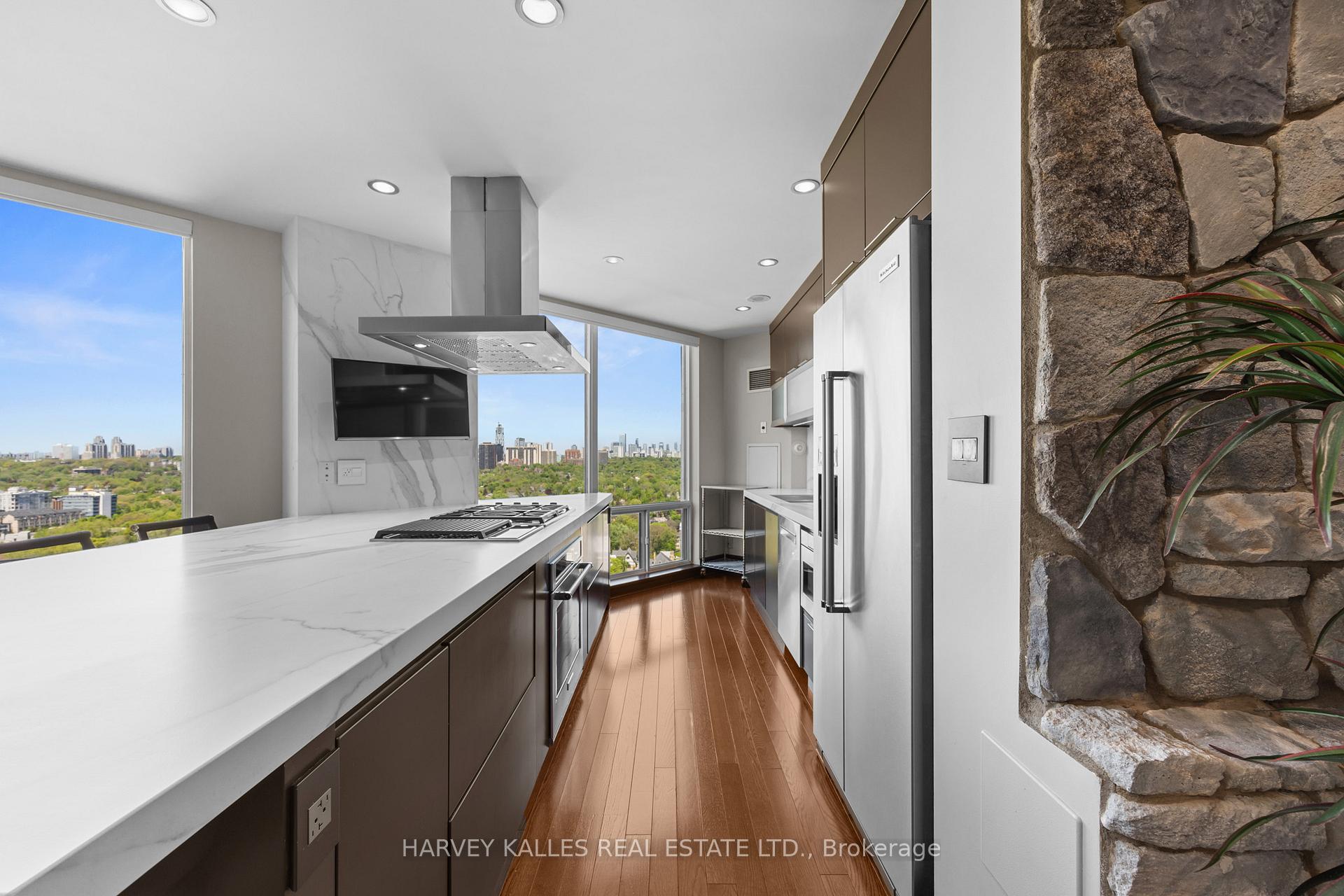 Photo 17 of Unit 2701, 300 Bloor Street E, Toronto, Rosedale-Moore Park — HOMEH