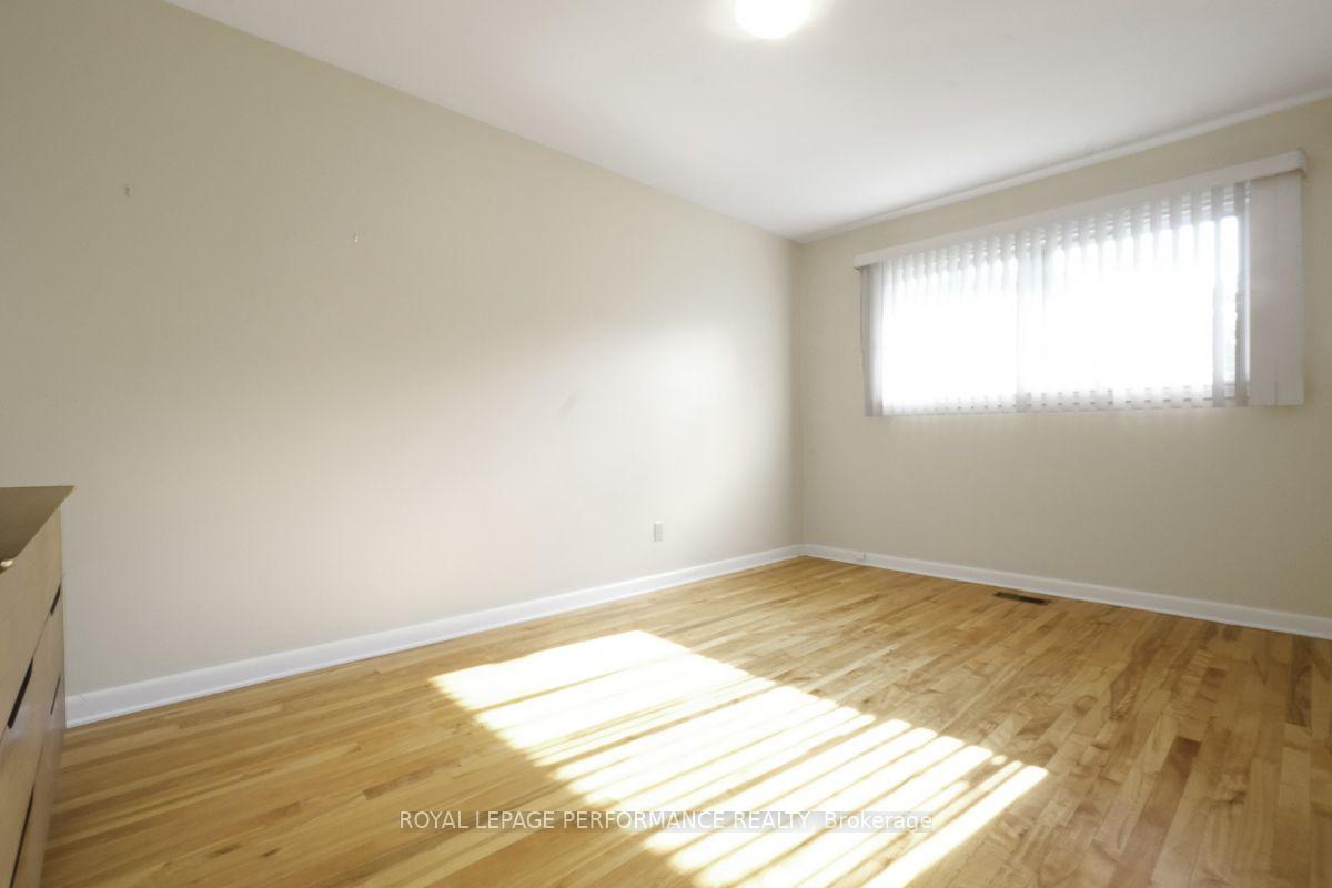 Photo 9 of 2038 Arch Street, Ottawa, Elmvale Acres — HOMEH