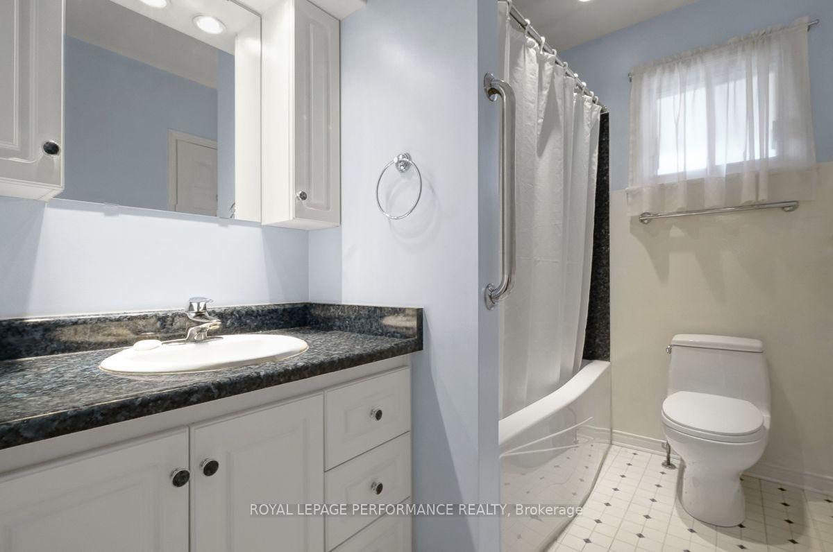 Photo 10 of 2038 Arch Street, Ottawa, Elmvale Acres — HOMEH