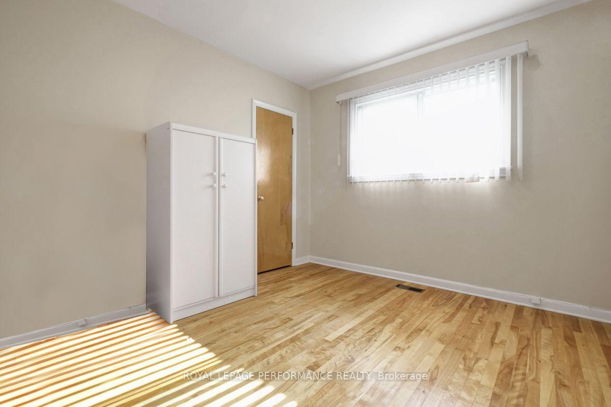 Photo 11 of 2038 Arch Street, Ottawa, Elmvale Acres — HOMEH