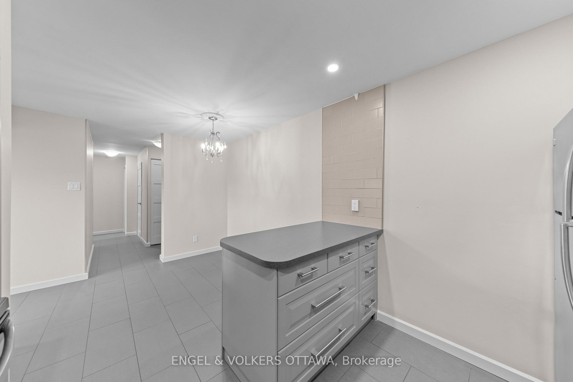 Photo 13 of Unit 516, 1100 Ambleside Drive, Ottawa, Woodroffe — HOMEH