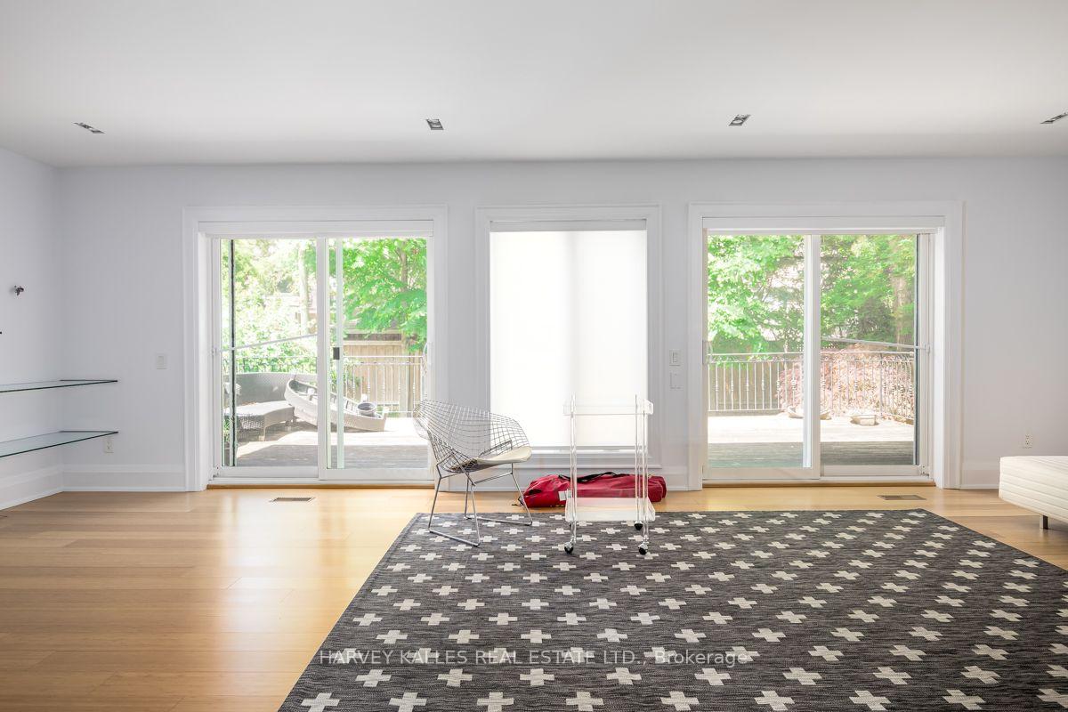 Photo 15 of 562 Bedford Park Avenue, Toronto, Bedford Park-Nortown — HOMEH