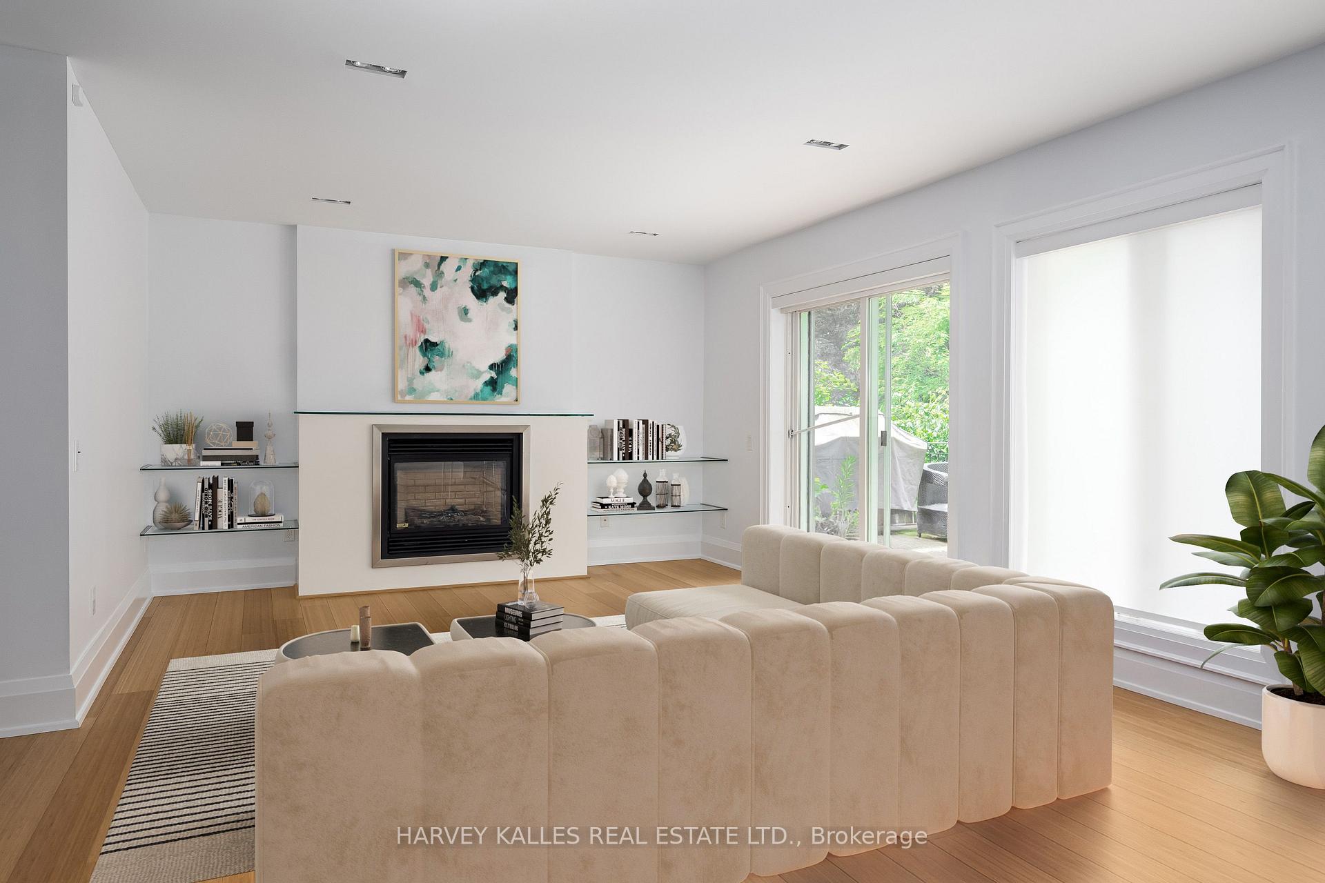 Photo 16 of 562 Bedford Park Avenue, Toronto, Bedford Park-Nortown — HOMEH