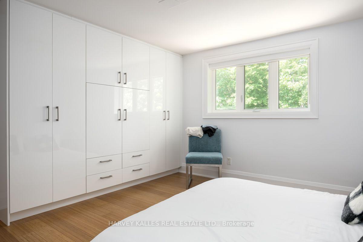 Photo 24 of 562 Bedford Park Avenue, Toronto, Bedford Park-Nortown — HOMEH