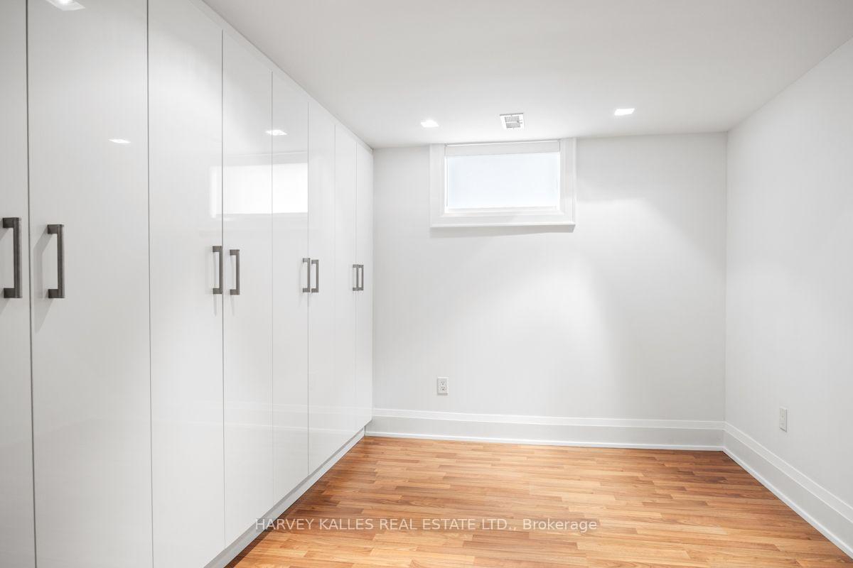 Photo 33 of 562 Bedford Park Avenue, Toronto, Bedford Park-Nortown — HOMEH