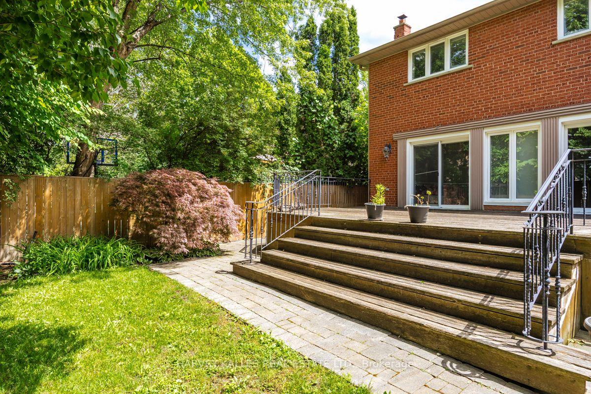 Photo 40 of 562 Bedford Park Avenue, Toronto, Bedford Park-Nortown — HOMEH