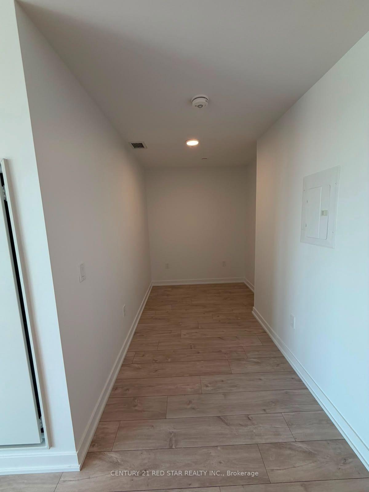 Photo 10 of Unit E411, 740 Whitlock Avenue, Milton, Cobban — HOMEH