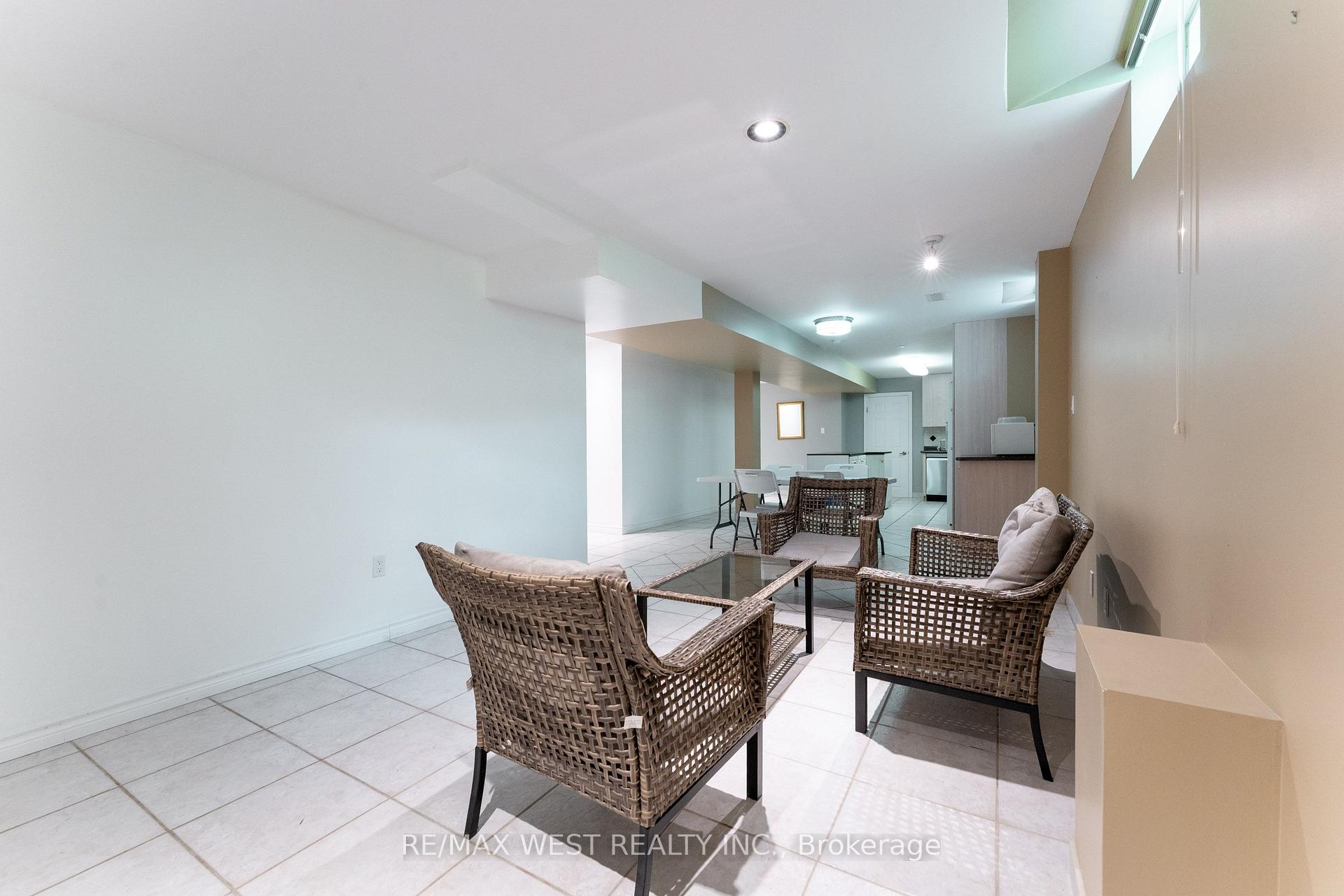 Photo 30 of 72 Alpha Court, Vaughan, Islington Woods — HOMEH