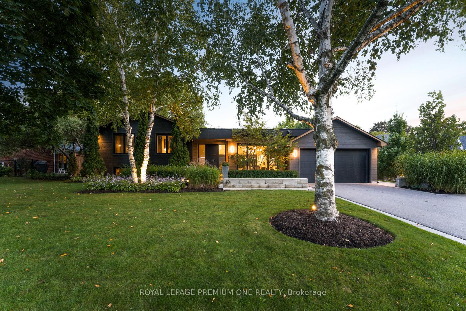 Photo 1 of 49 Norman Drive, King, King City — HOMEH