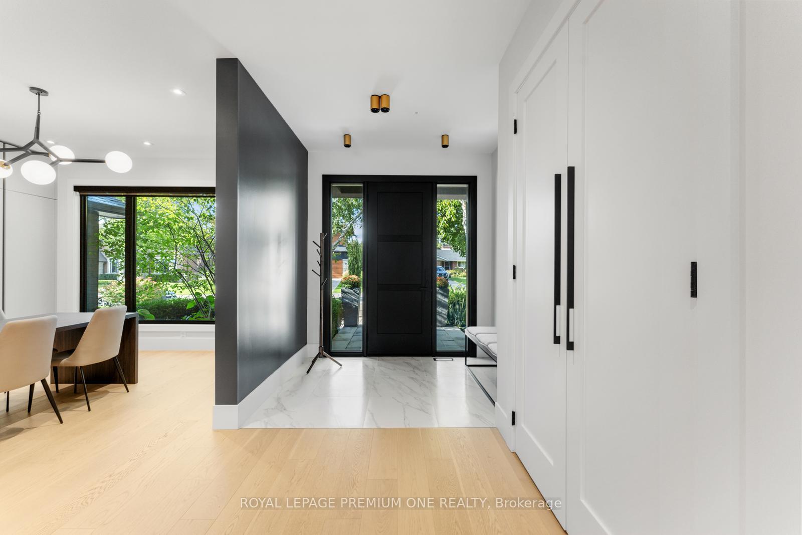 Photo 10 of 49 Norman Drive, King, King City — HOMEH