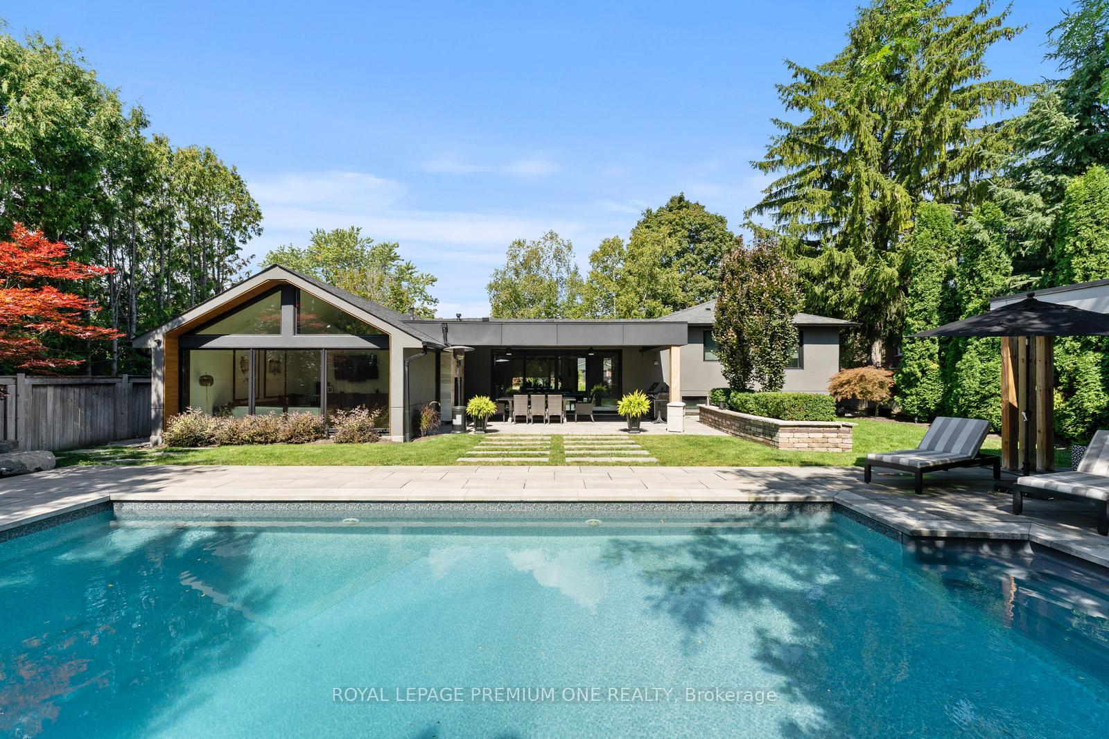 Photo 43 of 49 Norman Drive, King, King City — HOMEH
