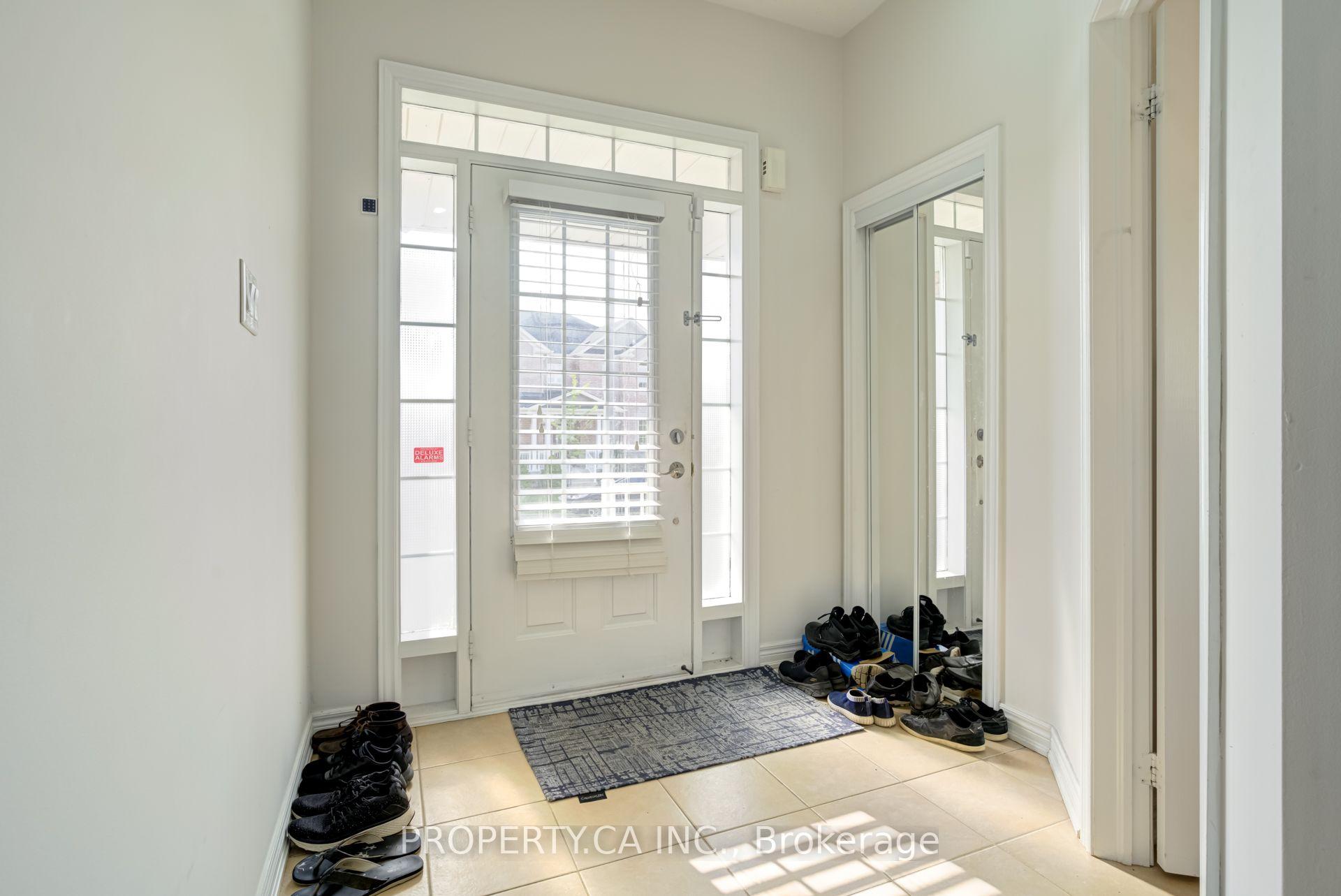 Photo 3 of 66 Fishing Crescent, Brampton, Madoc — HOMEH