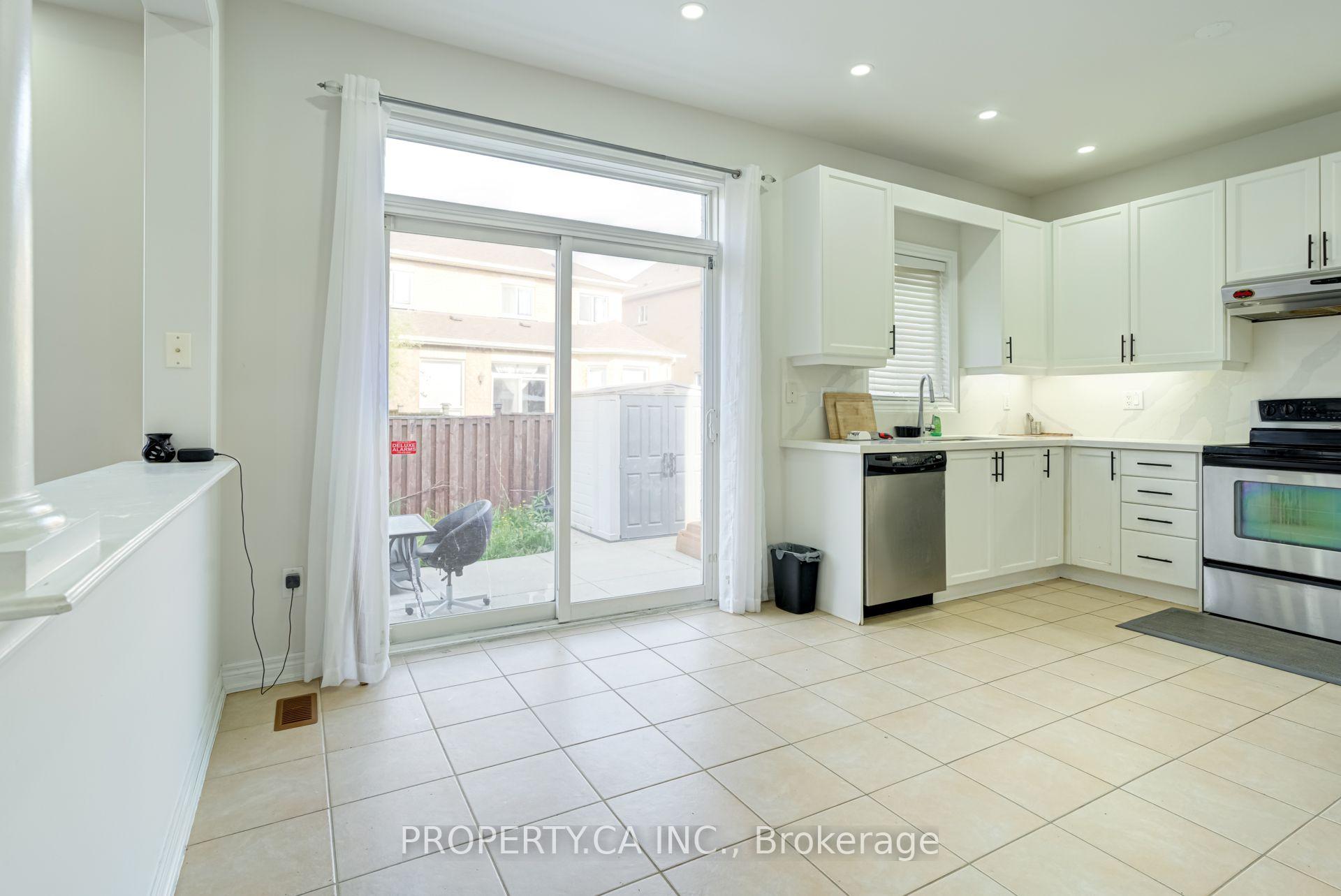 Photo 12 of 66 Fishing Crescent, Brampton, Madoc — HOMEH