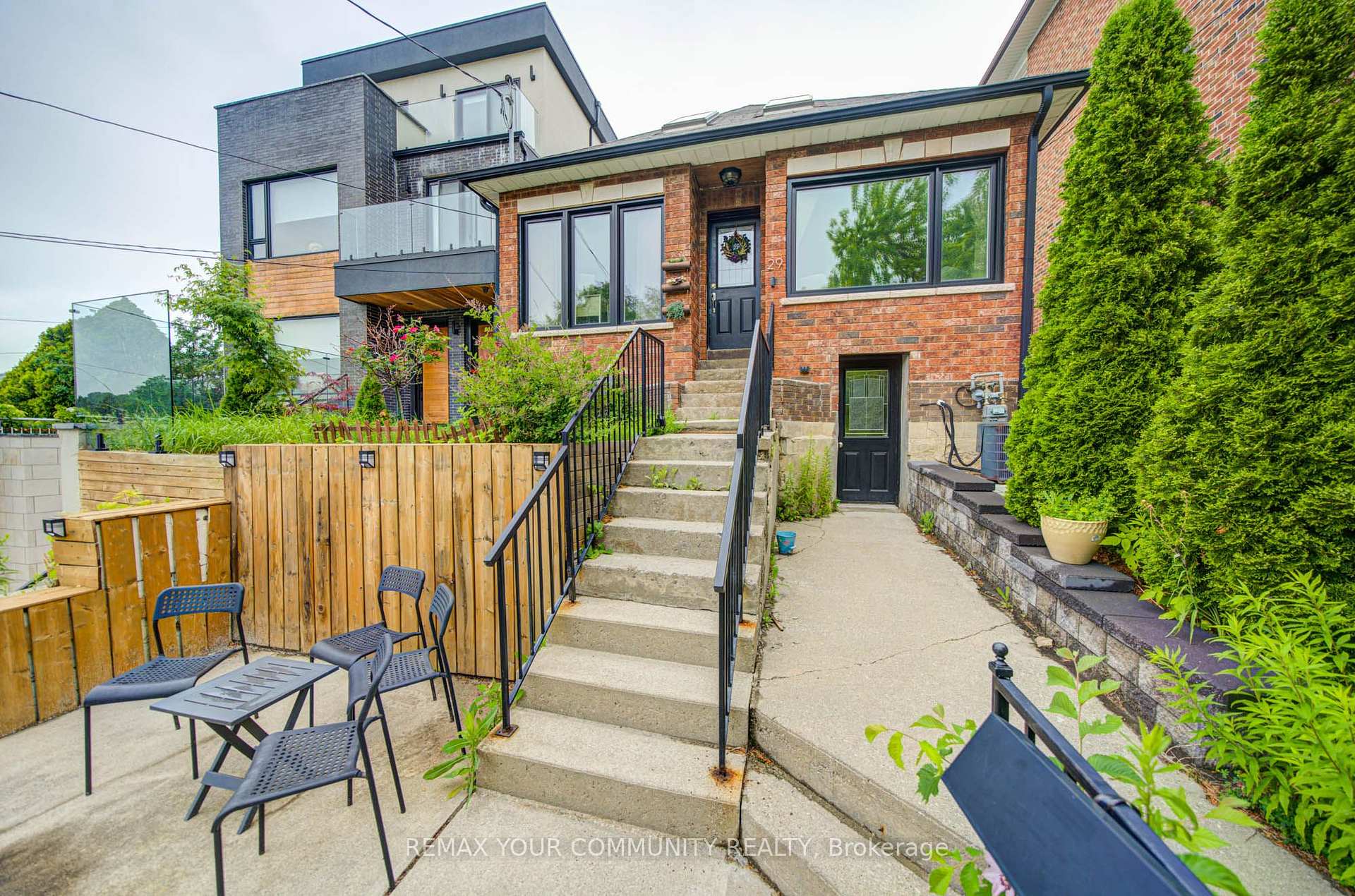 Photo 3 of Unit Main, 29 Ennerdale Road, Toronto, Caledonia-Fairbank — HOMEH