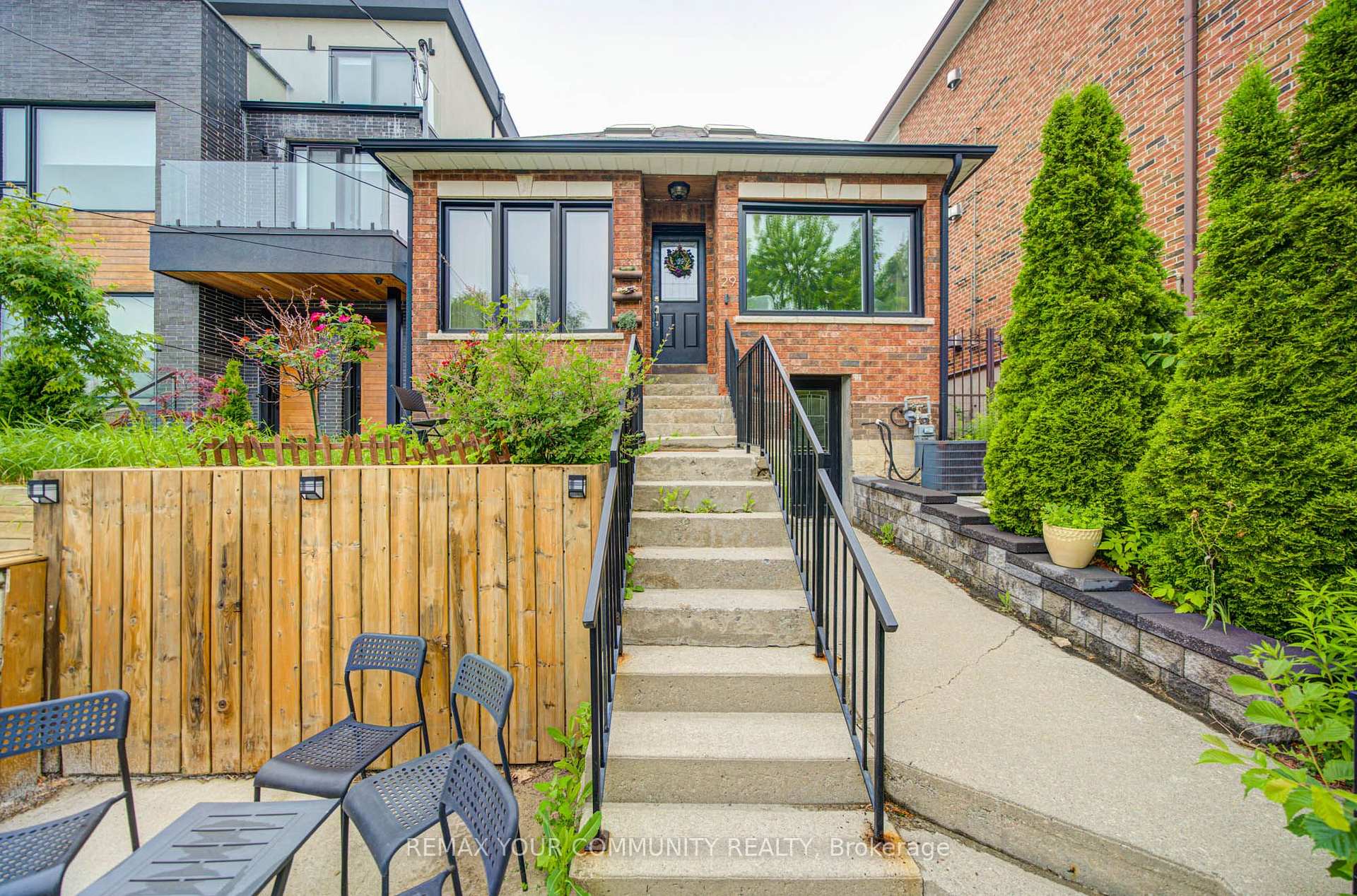 Photo 4 of Unit Main, 29 Ennerdale Road, Toronto, Caledonia-Fairbank — HOMEH