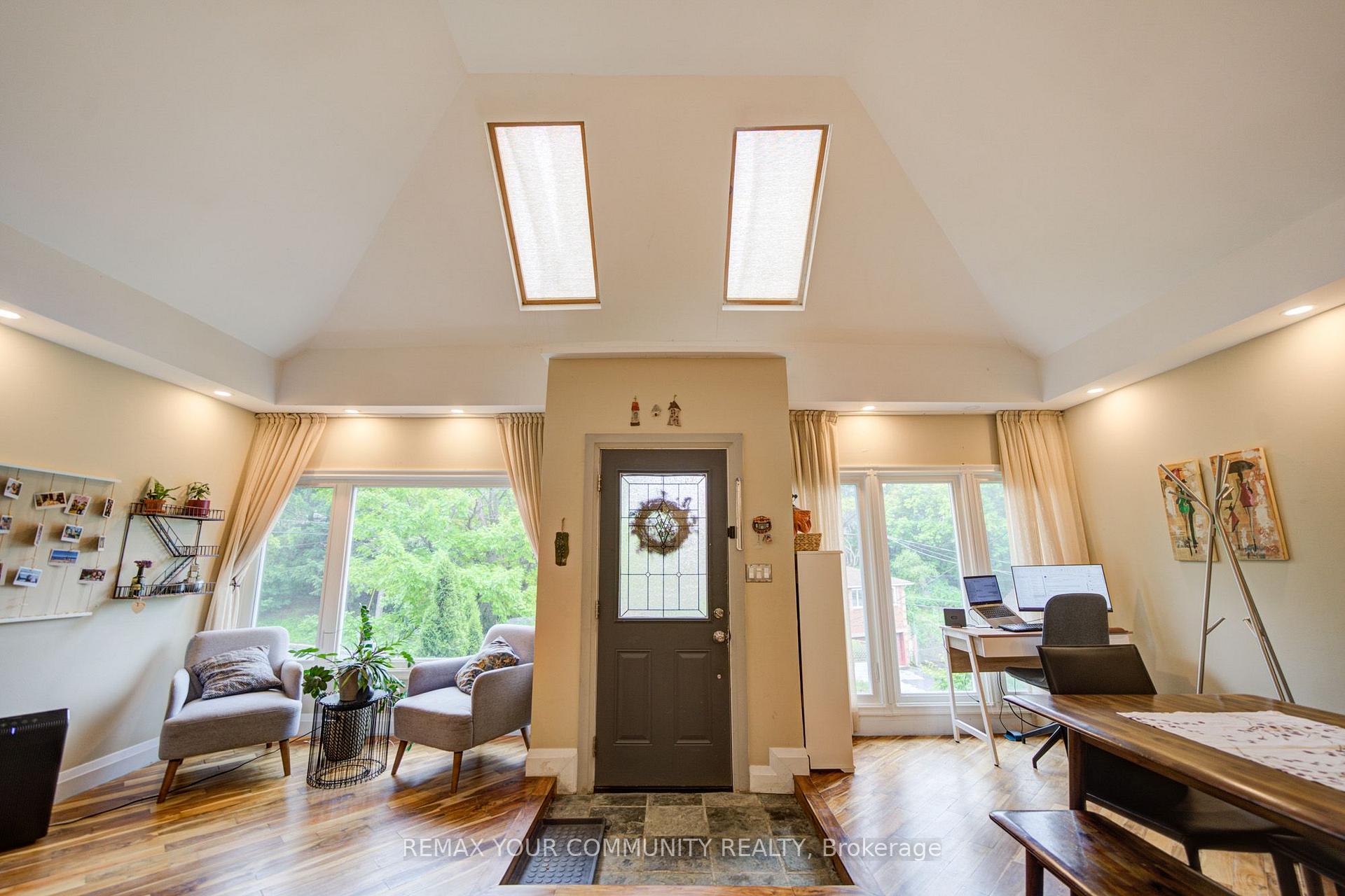 Photo 6 of Unit Main, 29 Ennerdale Road, Toronto, Caledonia-Fairbank — HOMEH