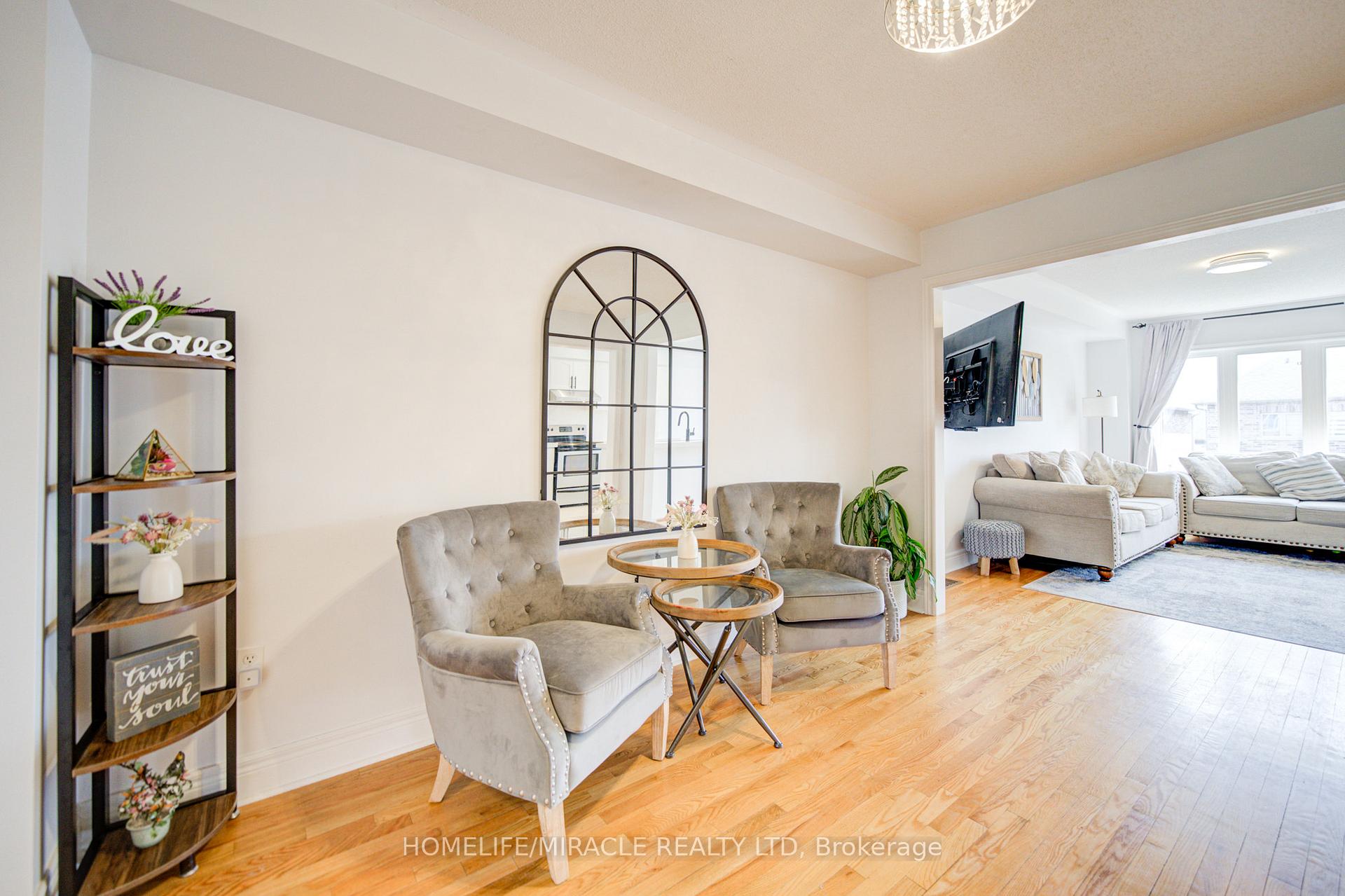 Photo 8 of 57 Kersey Crescent, Clarington, Courtice — HOMEH