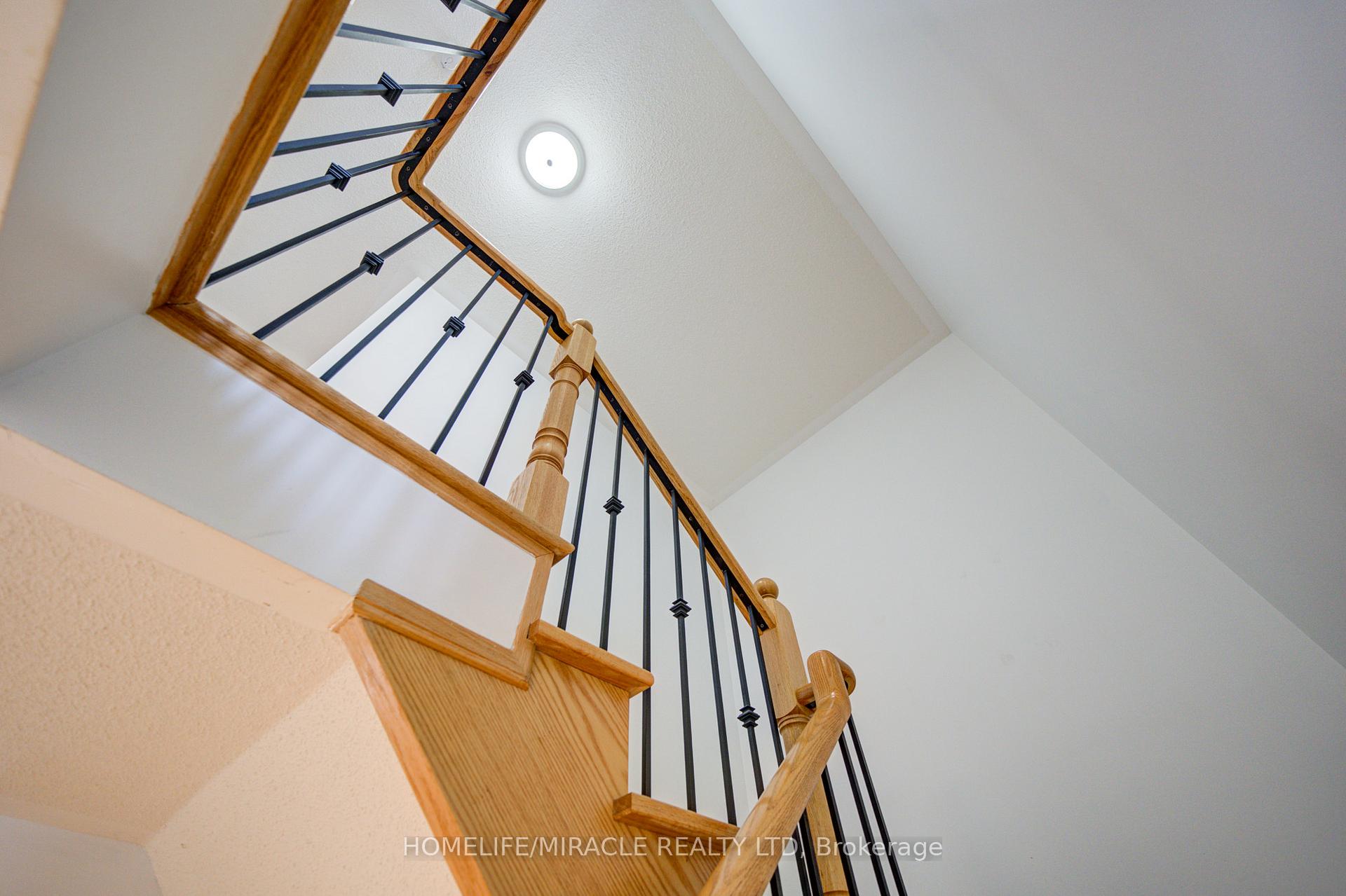Photo 23 of 57 Kersey Crescent, Clarington, Courtice — HOMEH