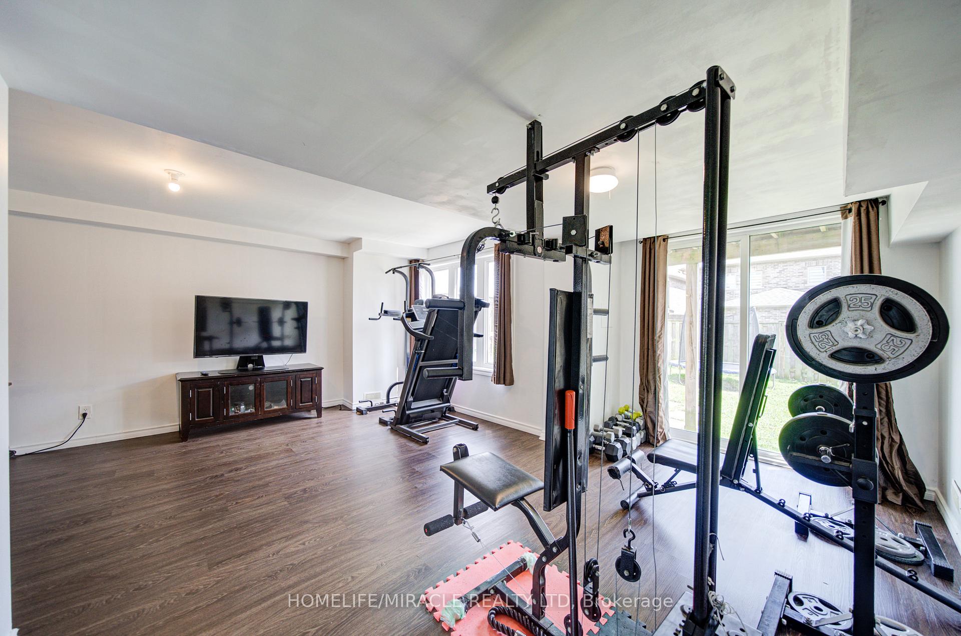 Photo 43 of 57 Kersey Crescent, Clarington, Courtice — HOMEH