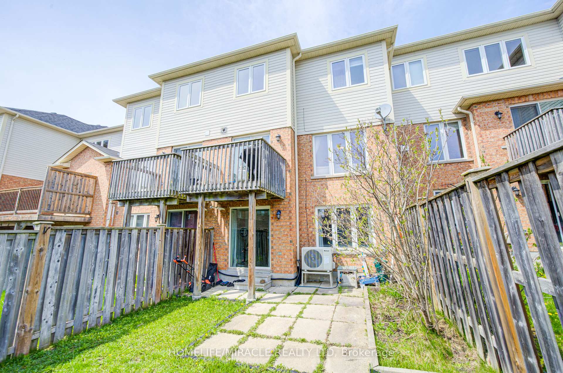 Photo 49 of 57 Kersey Crescent, Clarington, Courtice — HOMEH