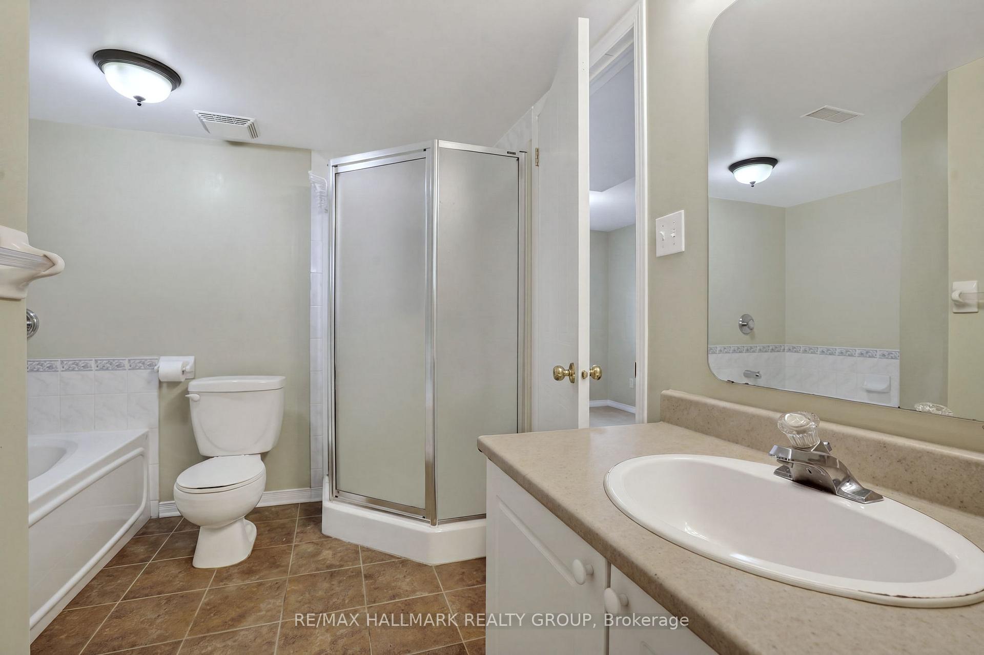 Photo 11 of 62 Briston Private, Ottawa, Hunt Club Park — HOMEH