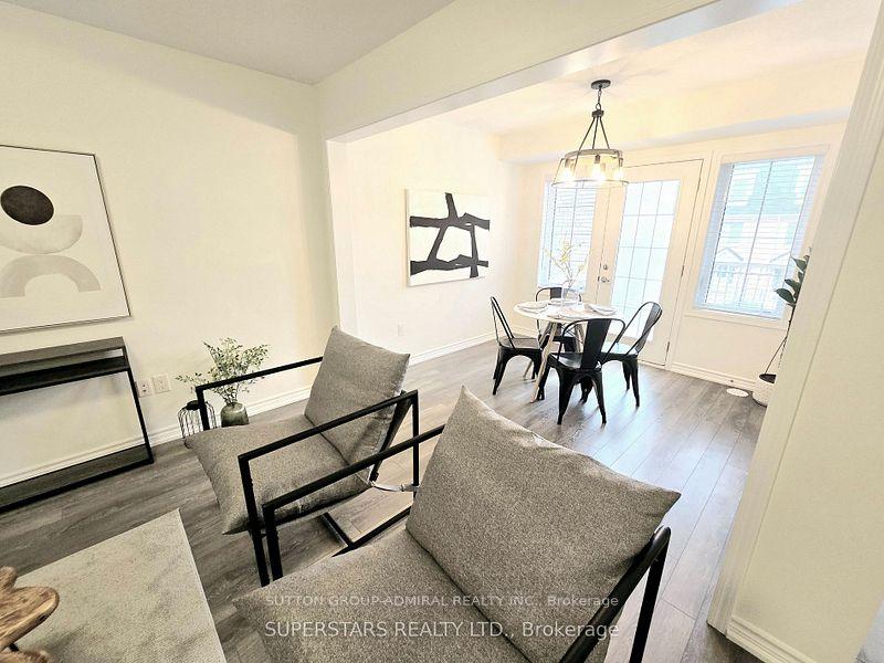Photo 11 of 17 Bluegill Crescent, Whitby, Rural Whitby — HOMEH