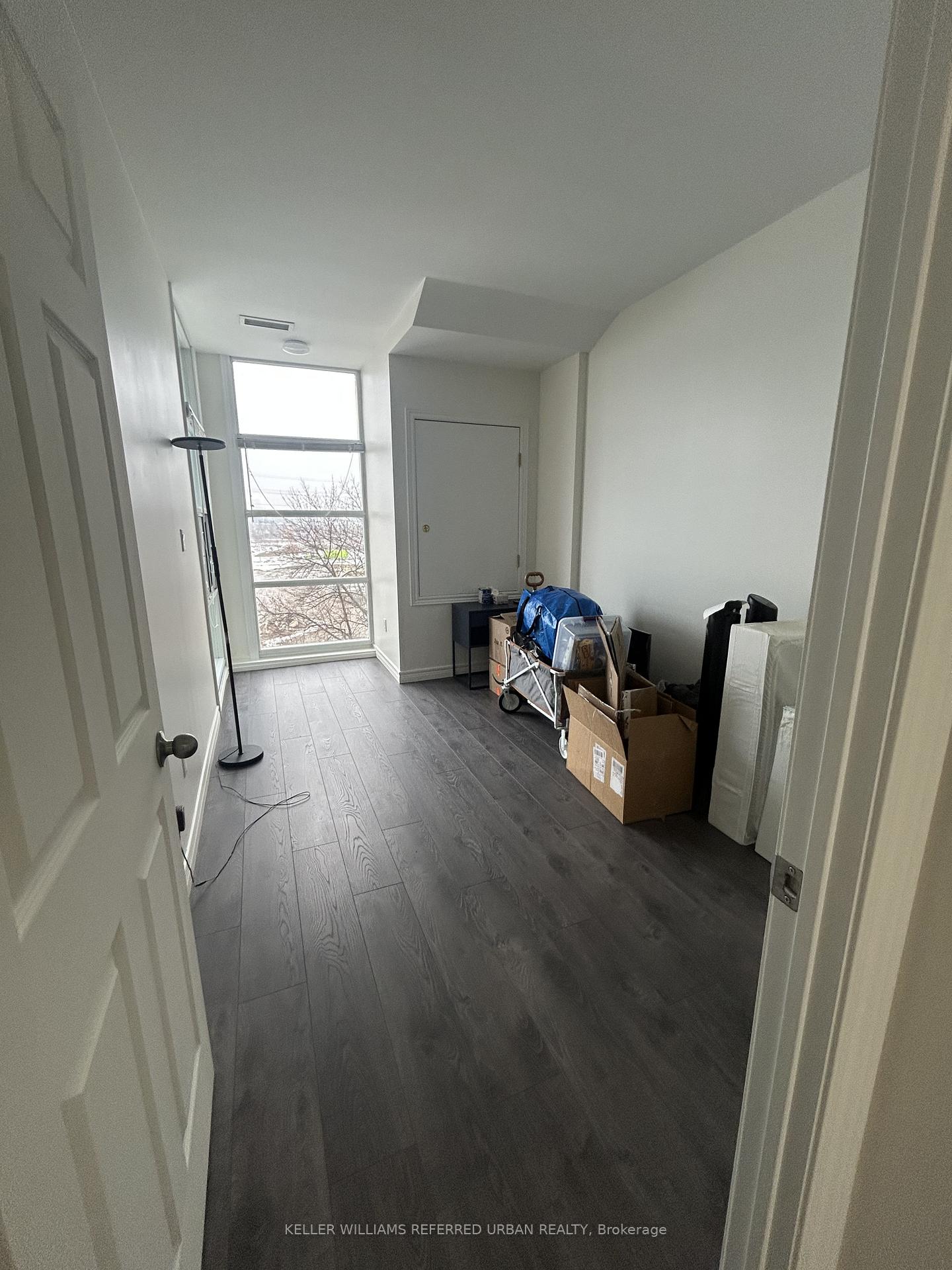 Photo 10 of Unit 408, 1 Leaside Park Drive, Toronto, Thorncliffe Park — HOMEH