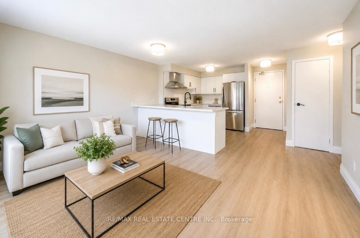 Photo 2 of Unit 107, 30 Hugo Crescent, Kitchener, Southdale — HOMEH