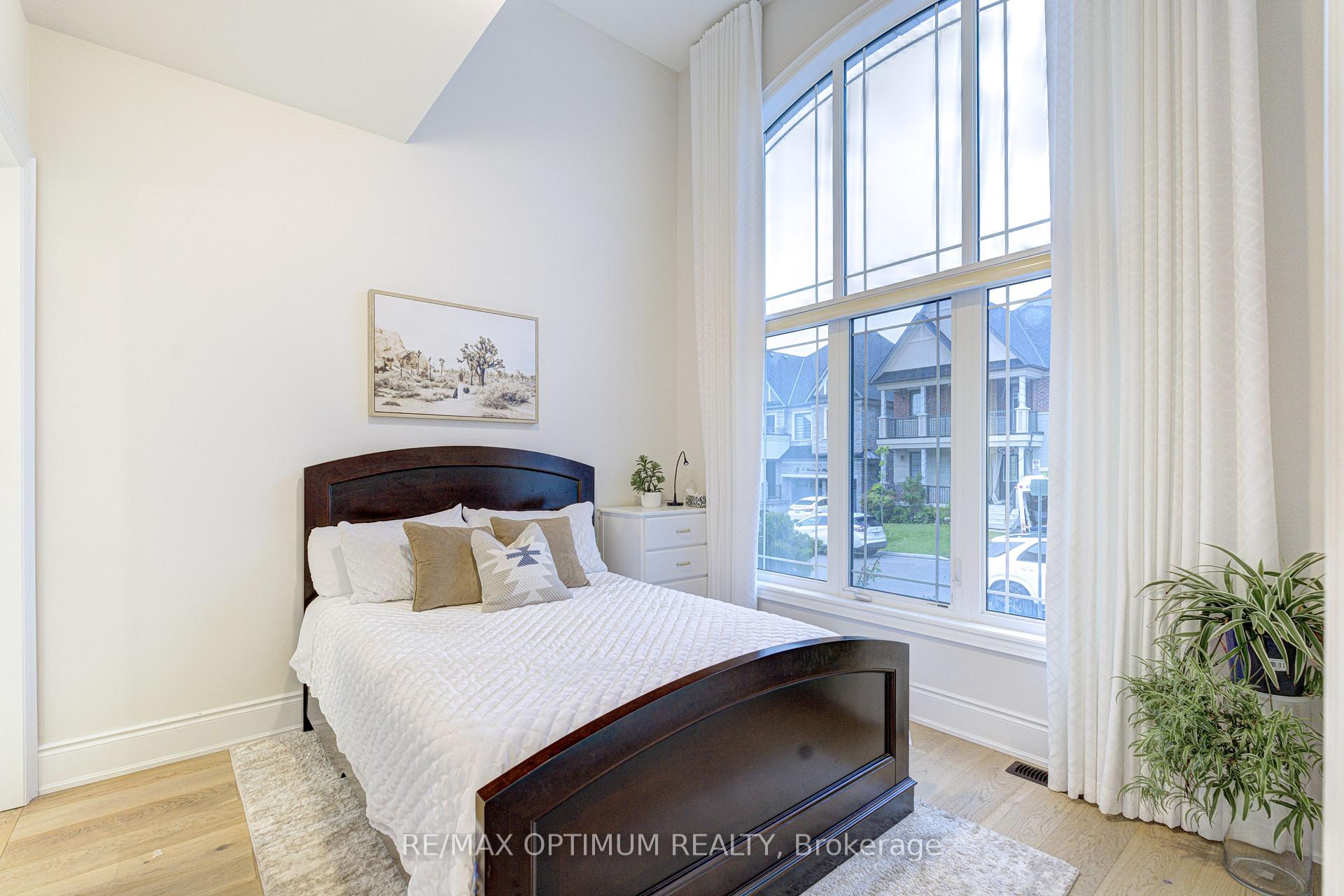 Photo 5 of 3 Hackwood Heights, Brampton, Northwest Brampton — HOMEH