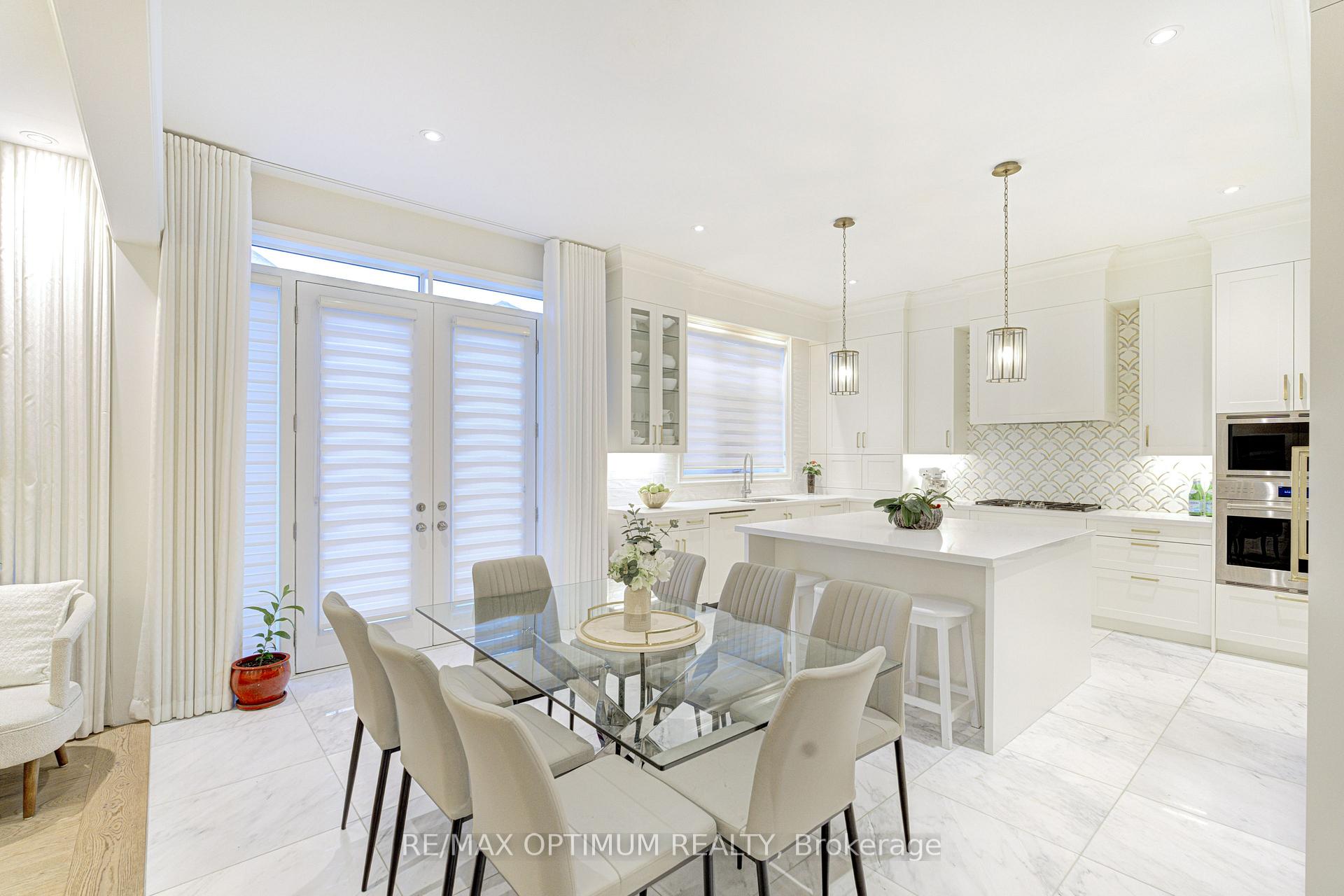 Photo 15 of 3 Hackwood Heights, Brampton, Northwest Brampton — HOMEH