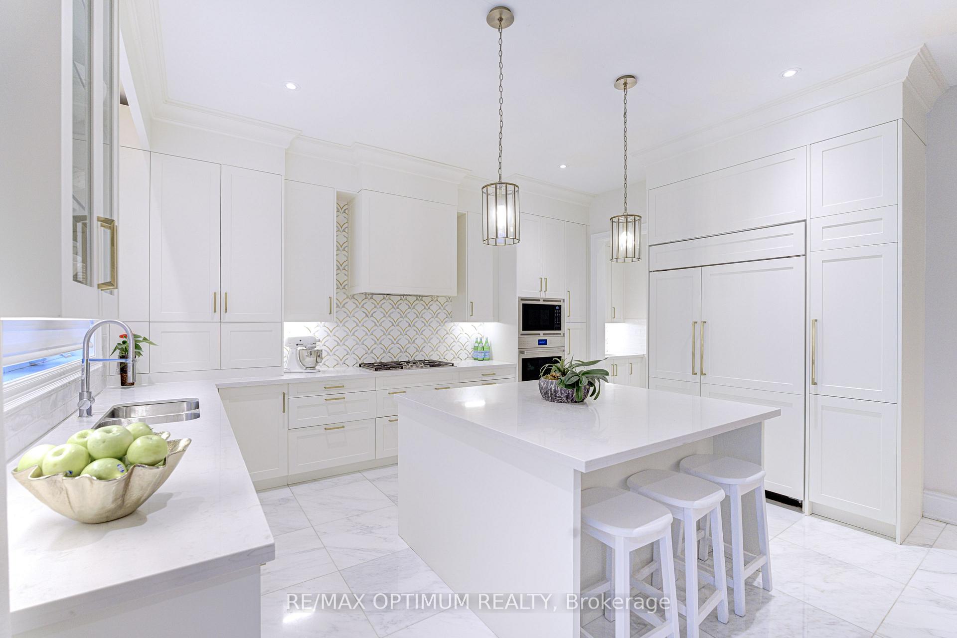 Photo 17 of 3 Hackwood Heights, Brampton, Northwest Brampton — HOMEH