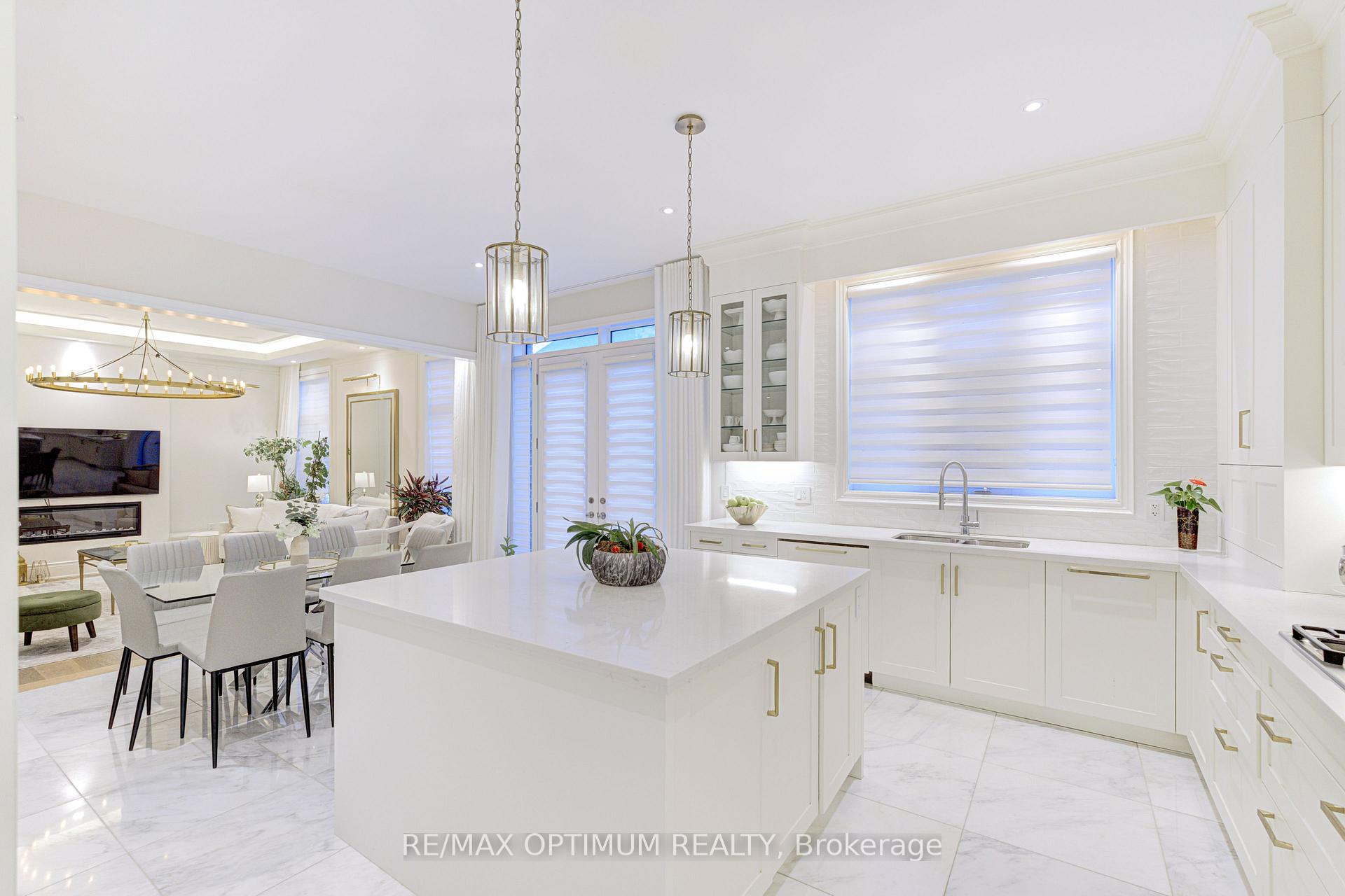 Photo 18 of 3 Hackwood Heights, Brampton, Northwest Brampton — HOMEH