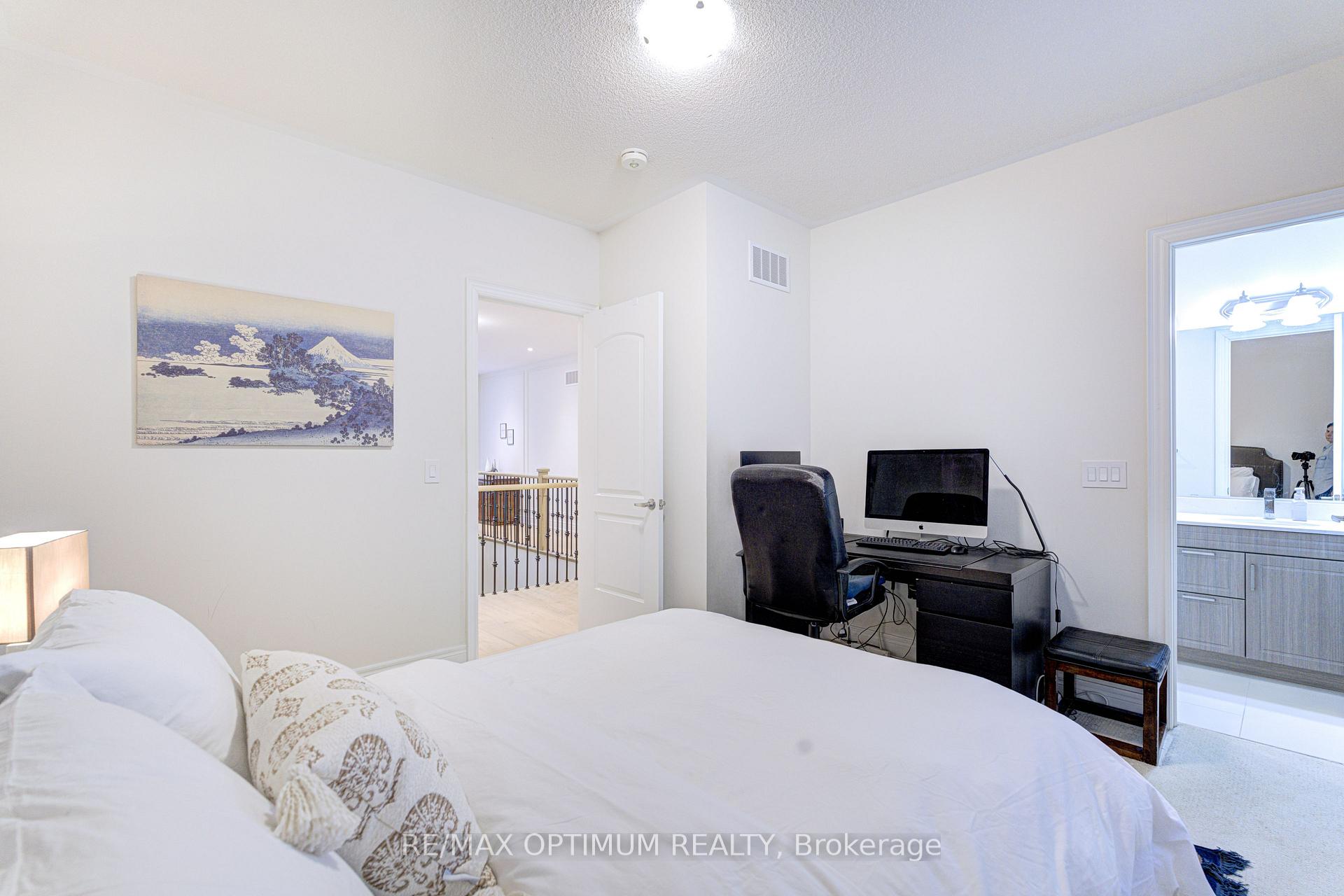 Photo 32 of 3 Hackwood Heights, Brampton, Northwest Brampton — HOMEH
