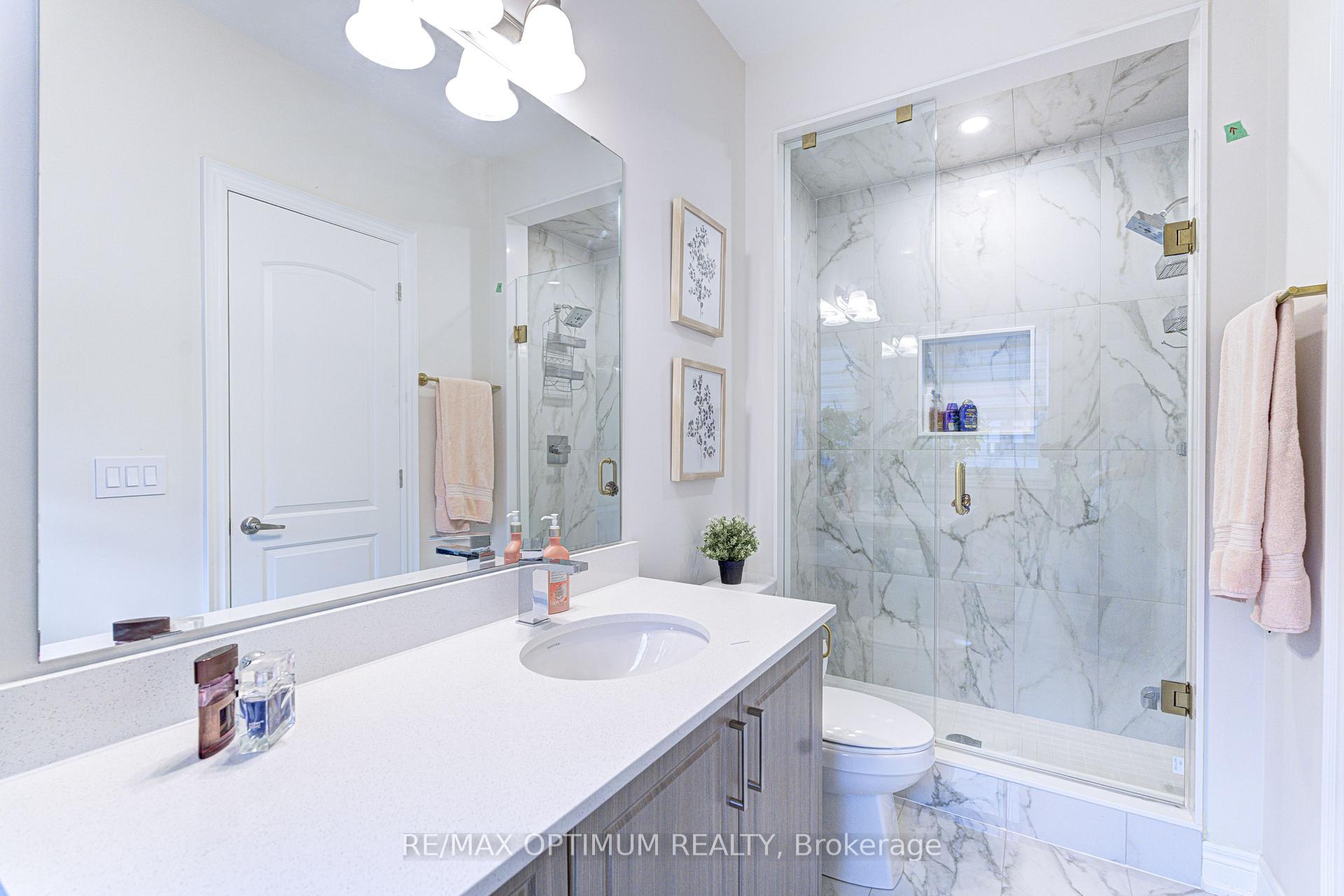 Photo 37 of 3 Hackwood Heights, Brampton, Northwest Brampton — HOMEH