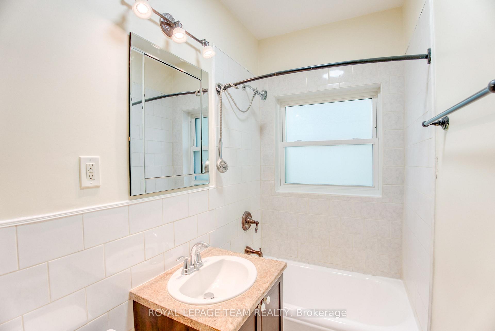 Photo 33 of 480 Oakhill Road, Ottawa, Rockcliffe — HOMEH
