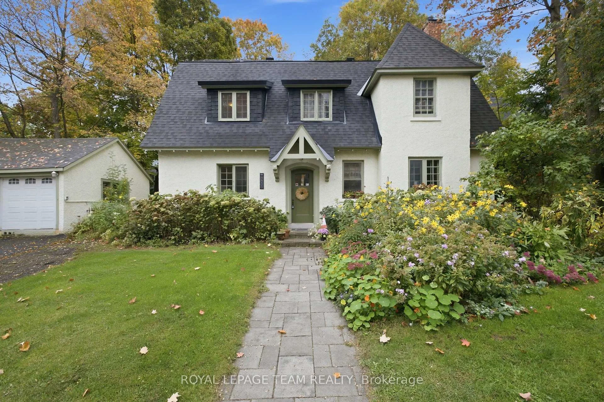 Photo of 480 Oakhill Road