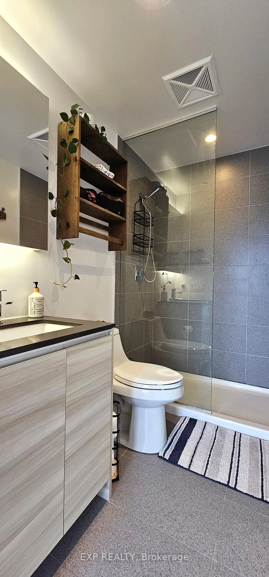 Photo 9 of Unit 428, 1190 Dundas Street E, Toronto, South Riverdale — HOMEH