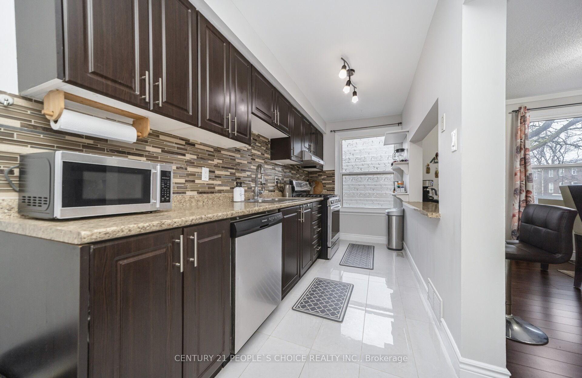 Photo 17 of 10 Eden Park Drive, Brampton, Southgate — HOMEH