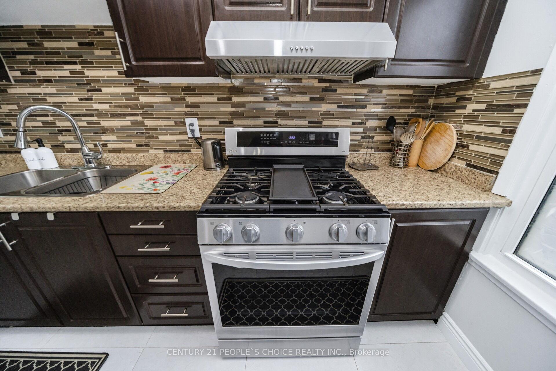 Photo 20 of 10 Eden Park Drive, Brampton, Southgate — HOMEH