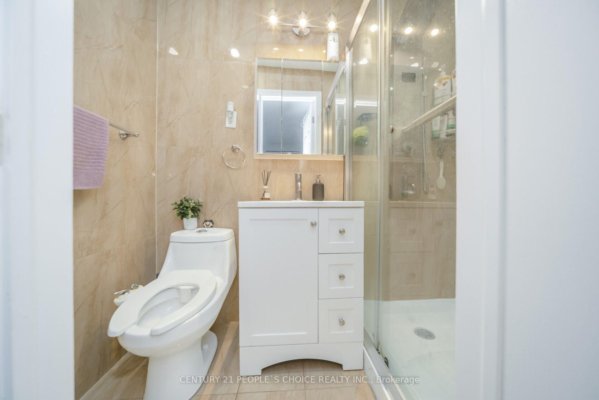 Photo 28 of 10 Eden Park Drive, Brampton, Southgate — HOMEH