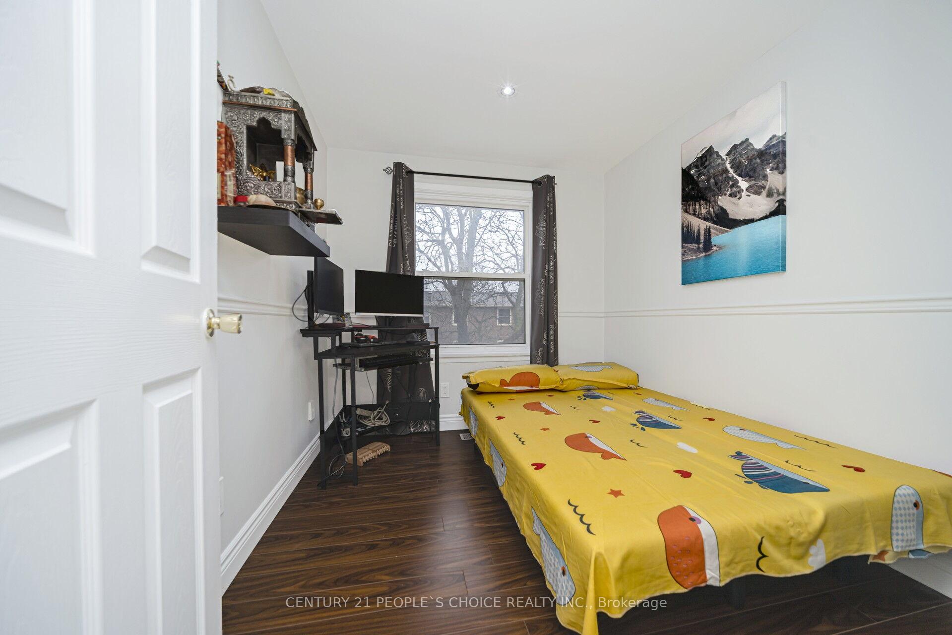 Photo 31 of 10 Eden Park Drive, Brampton, Southgate — HOMEH