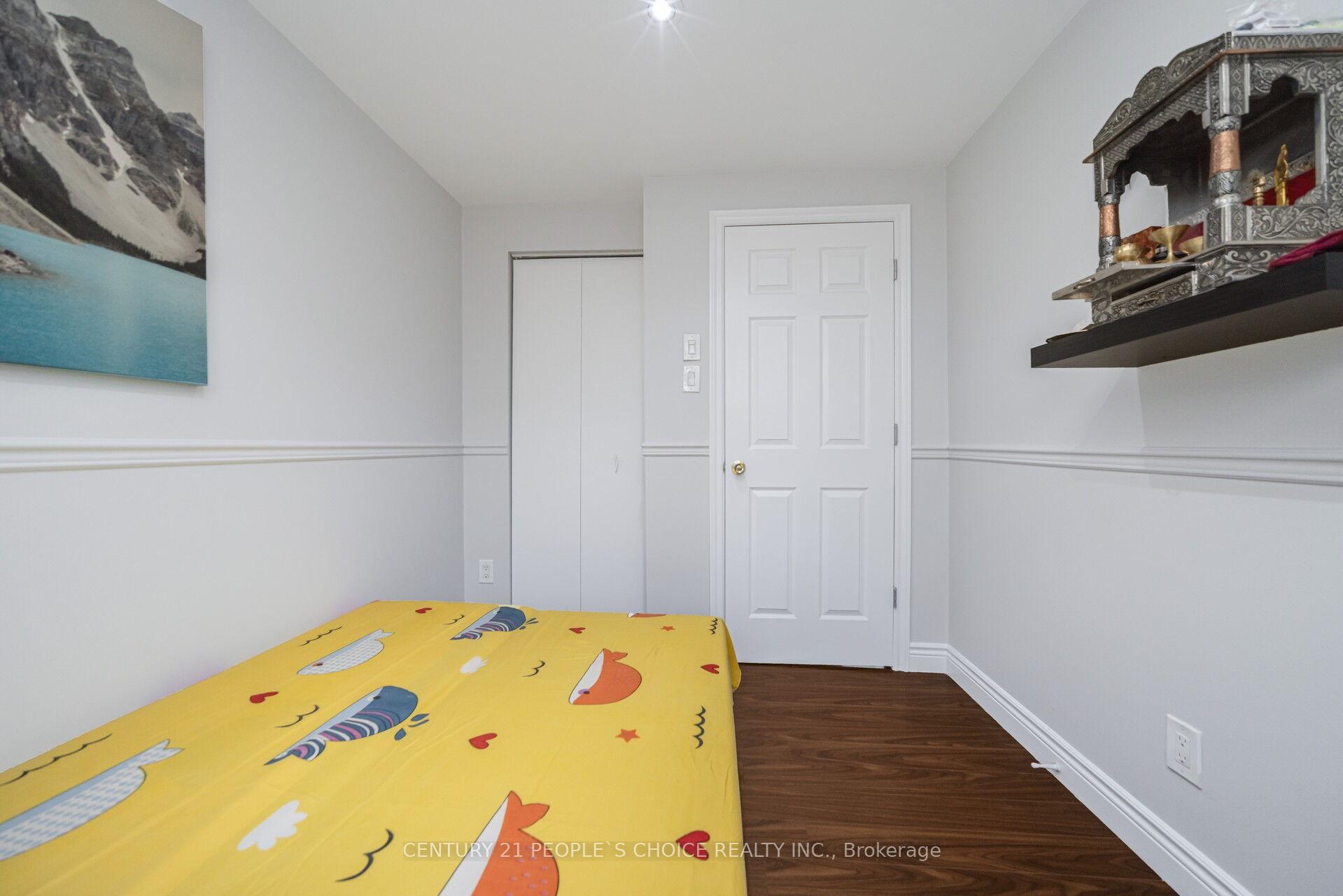 Photo 33 of 10 Eden Park Drive, Brampton, Southgate — HOMEH