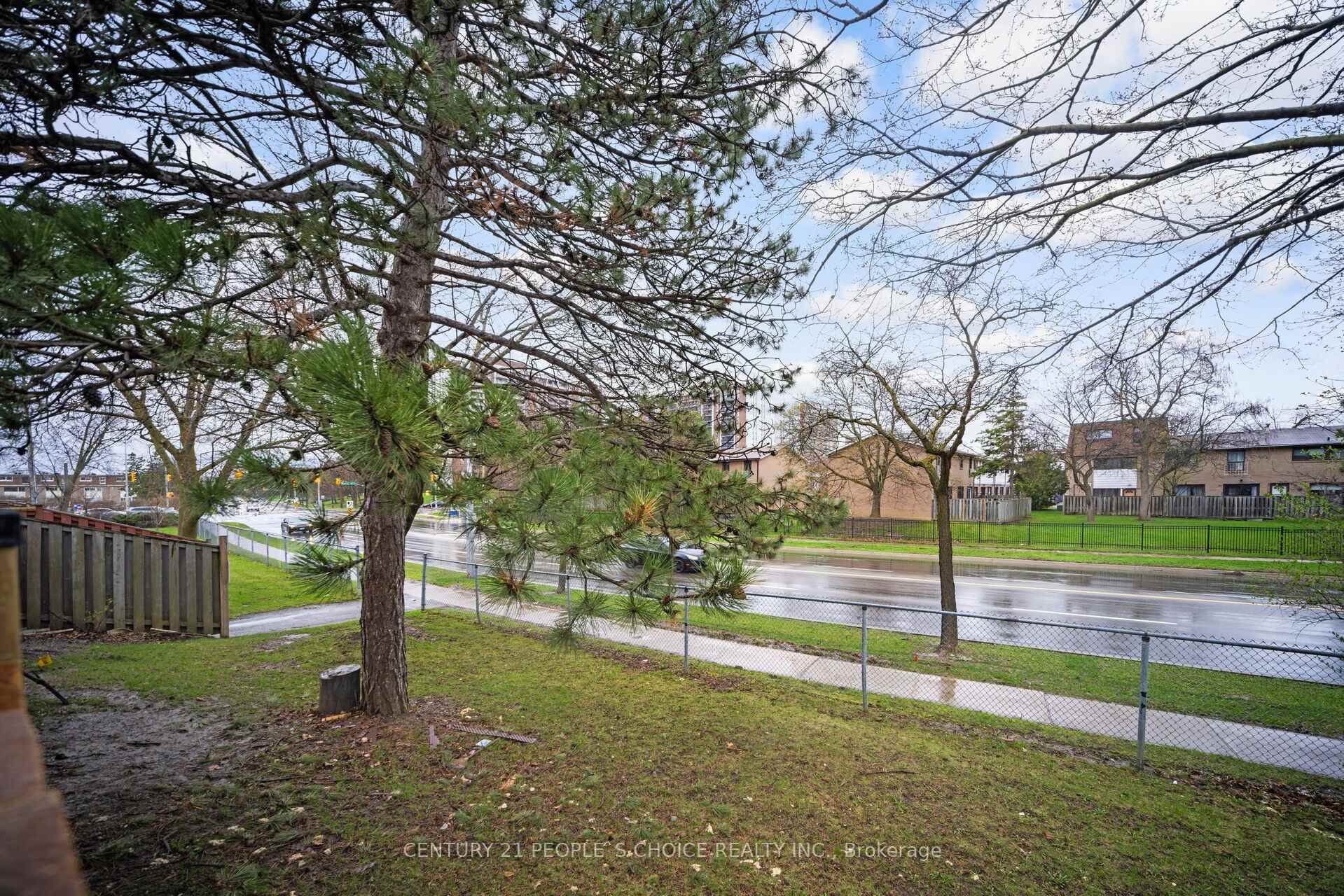Photo 45 of 10 Eden Park Drive, Brampton, Southgate — HOMEH