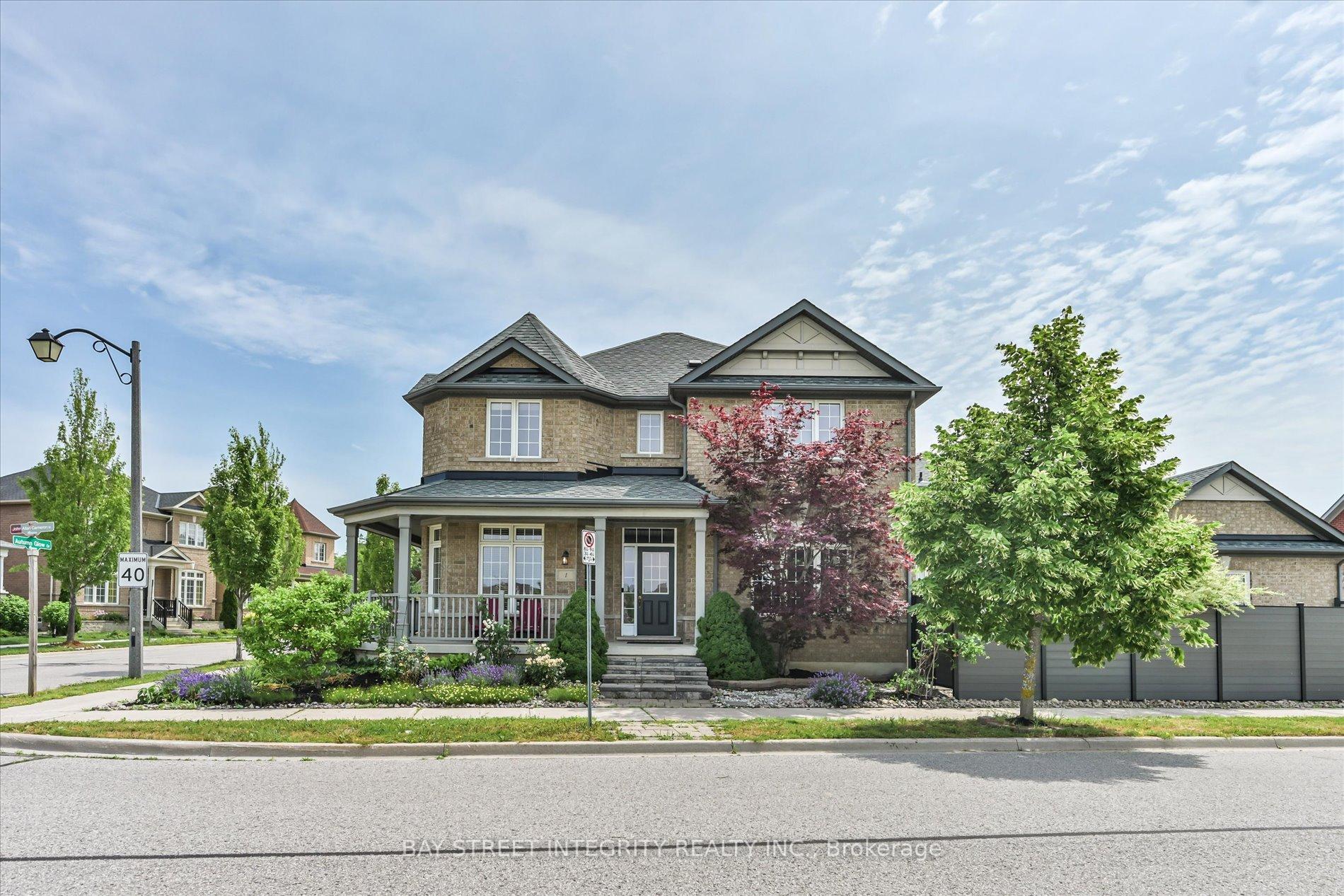 Photo 2 of 1 Autumn Glow Drive, Markham, Cornell — HOMEH