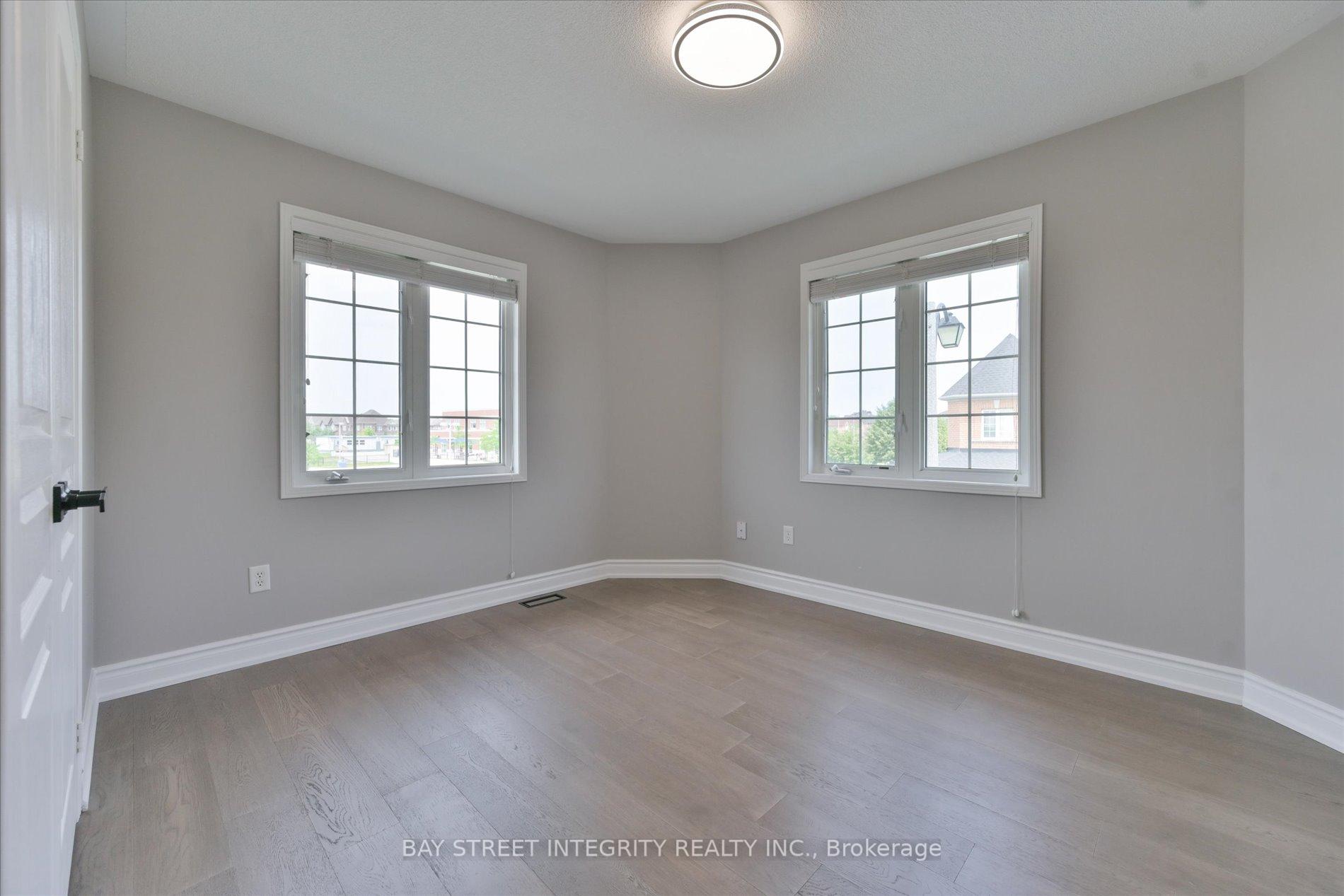 Photo 31 of 1 Autumn Glow Drive, Markham, Cornell — HOMEH