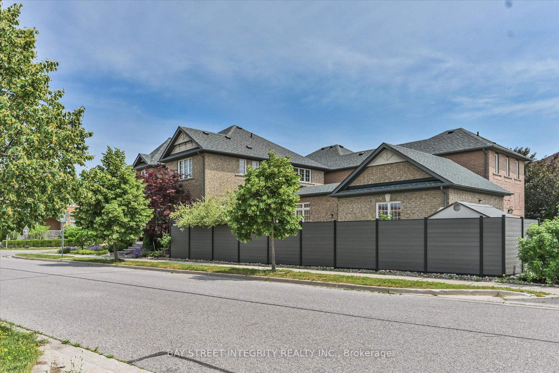 Photo 46 of 1 Autumn Glow Drive, Markham, Cornell — HOMEH