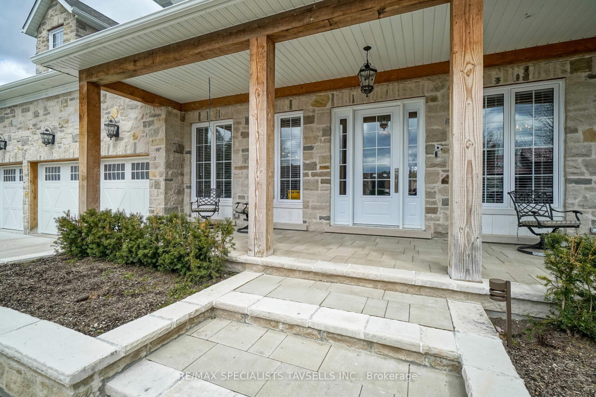 Photo 2 of 7 Dolan Drive, Caledon, Palgrave — HOMEH