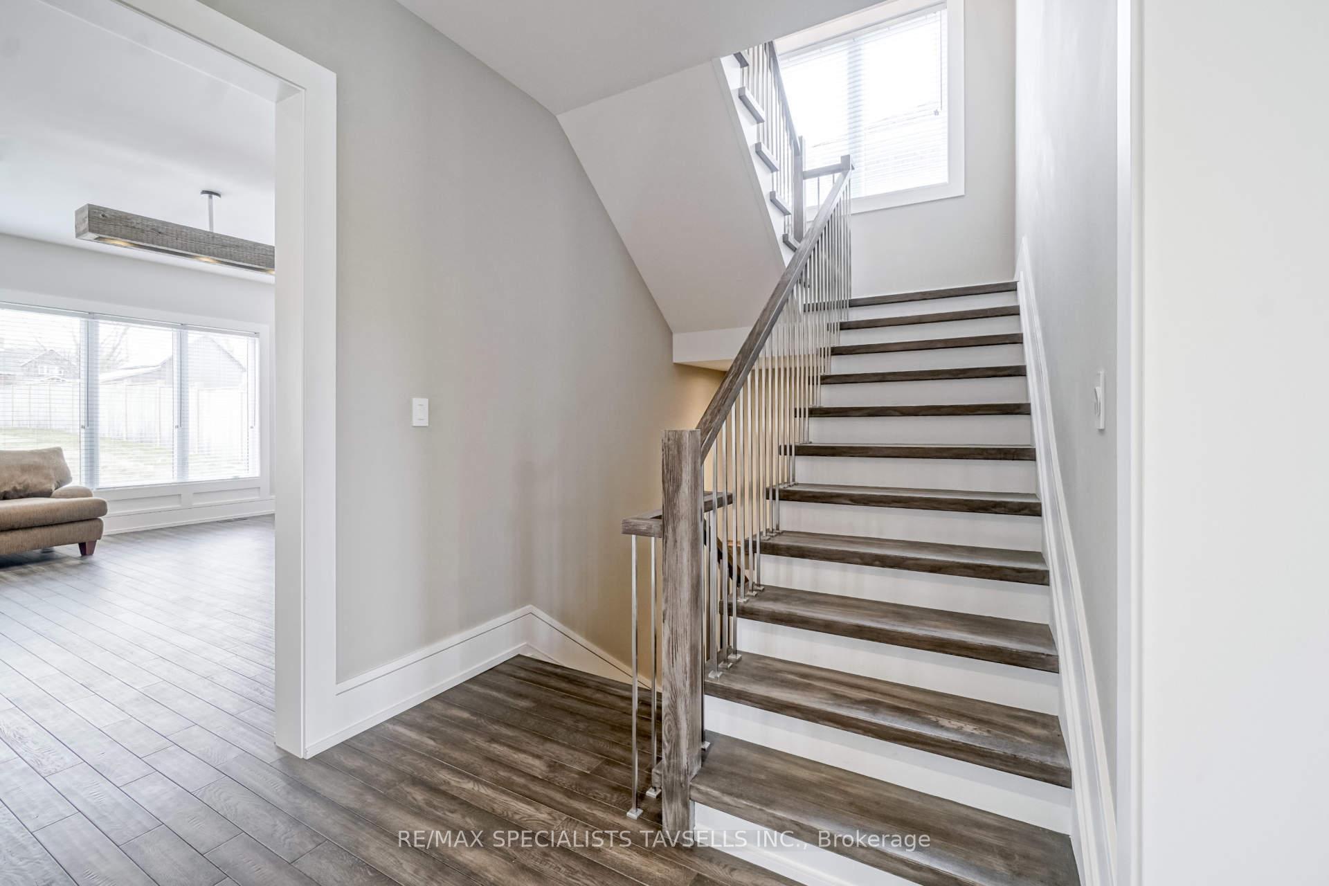 Photo 20 of 7 Dolan Drive, Caledon, Palgrave — HOMEH