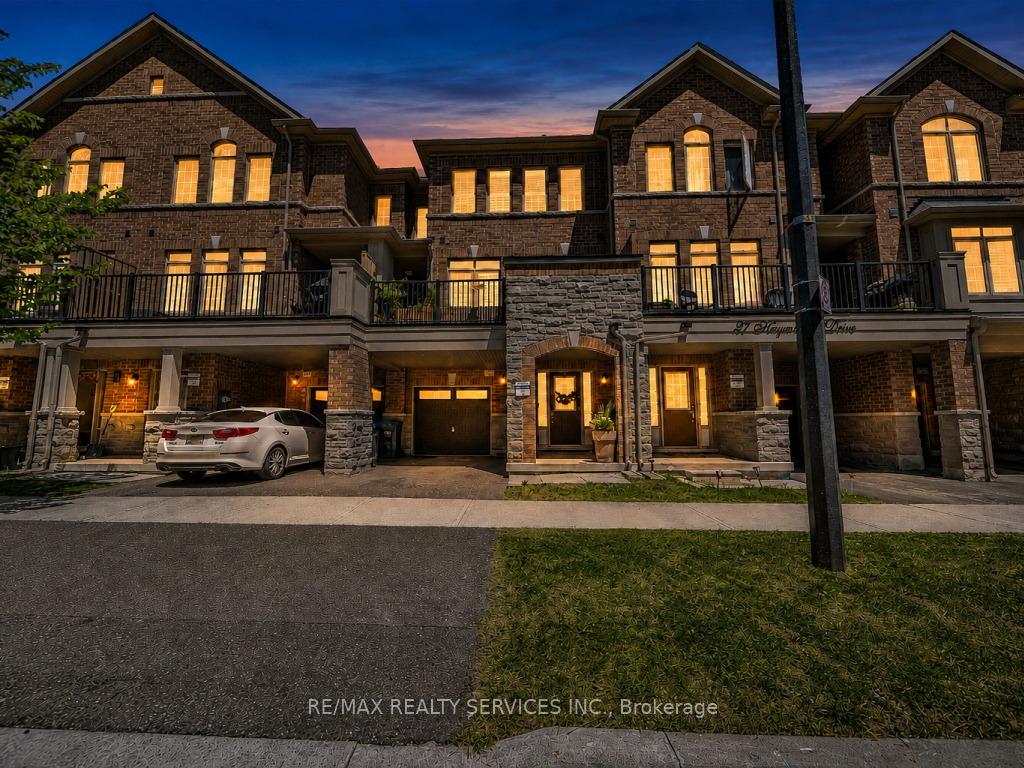 Photo 2 of 29 Haymarket Drive, Brampton, Northwest Brampton — HOMEH